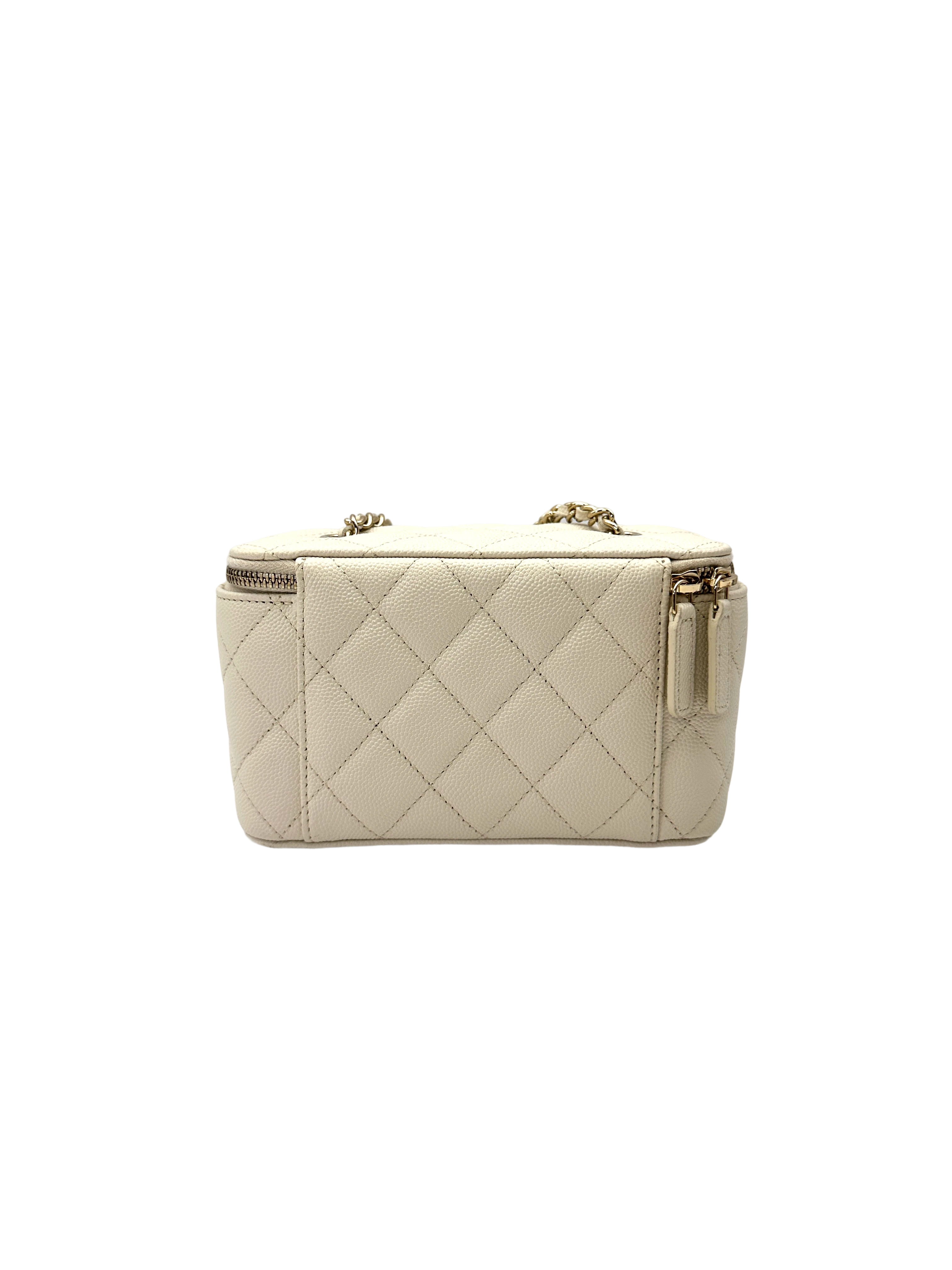 Chanel 22C White Quilted Leather Vanity Case(31***08) CC2157