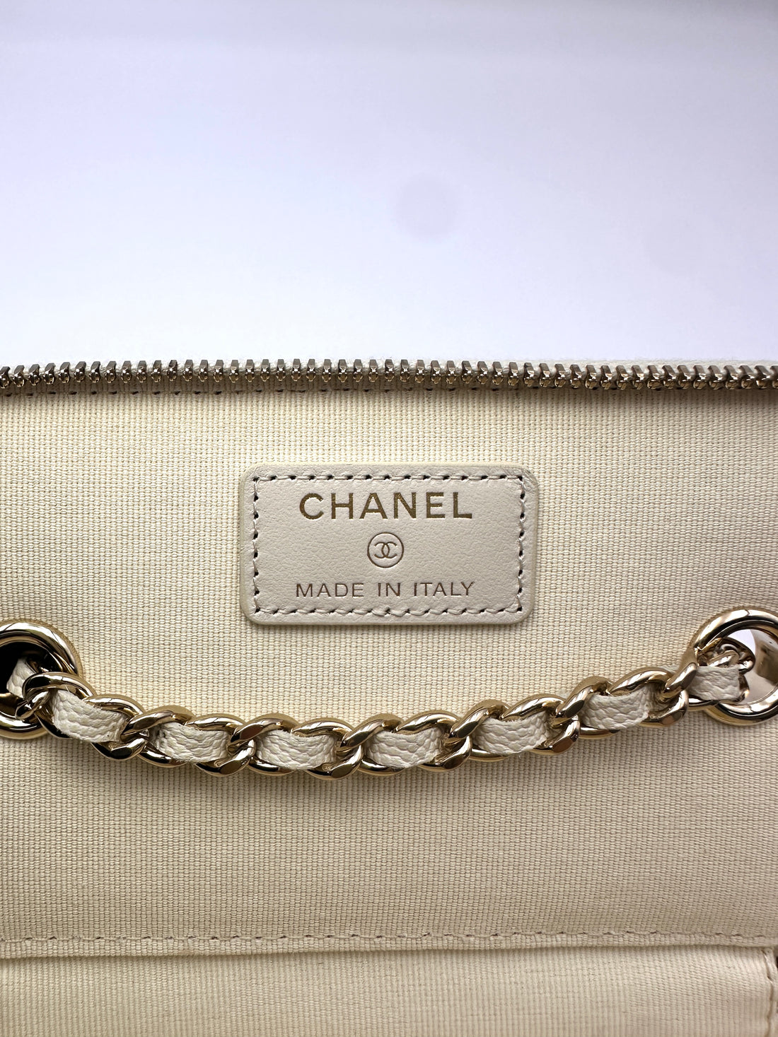 Chanel 22C White Quilted Leather Vanity Case(31***08) CC2157