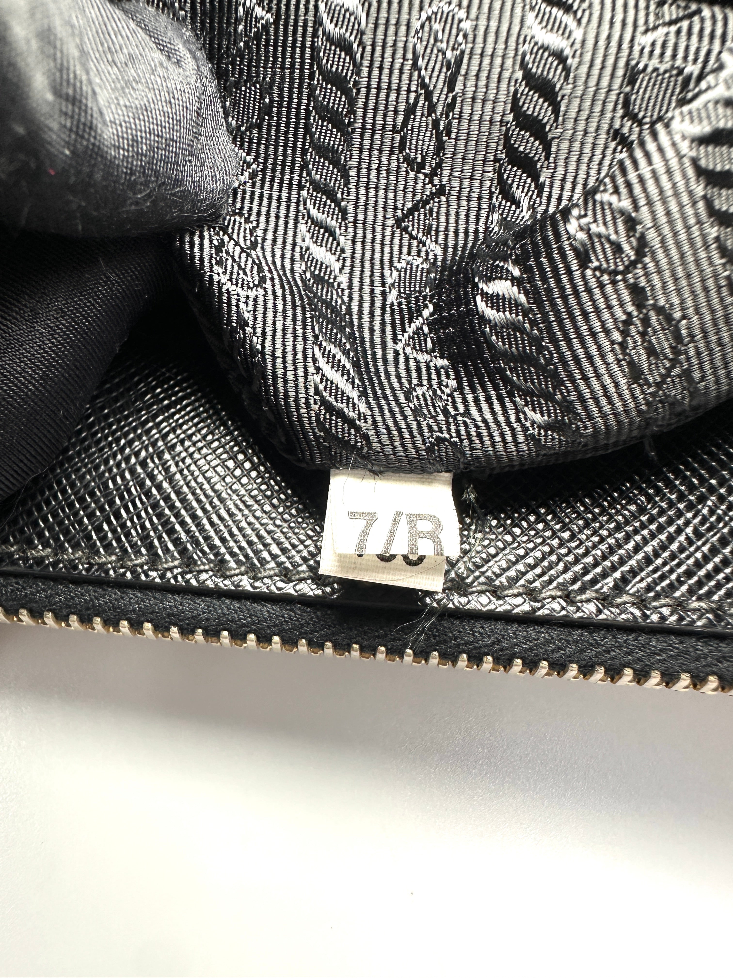 Prada Galleria Black Saffiano Leather Handle Bag PR483