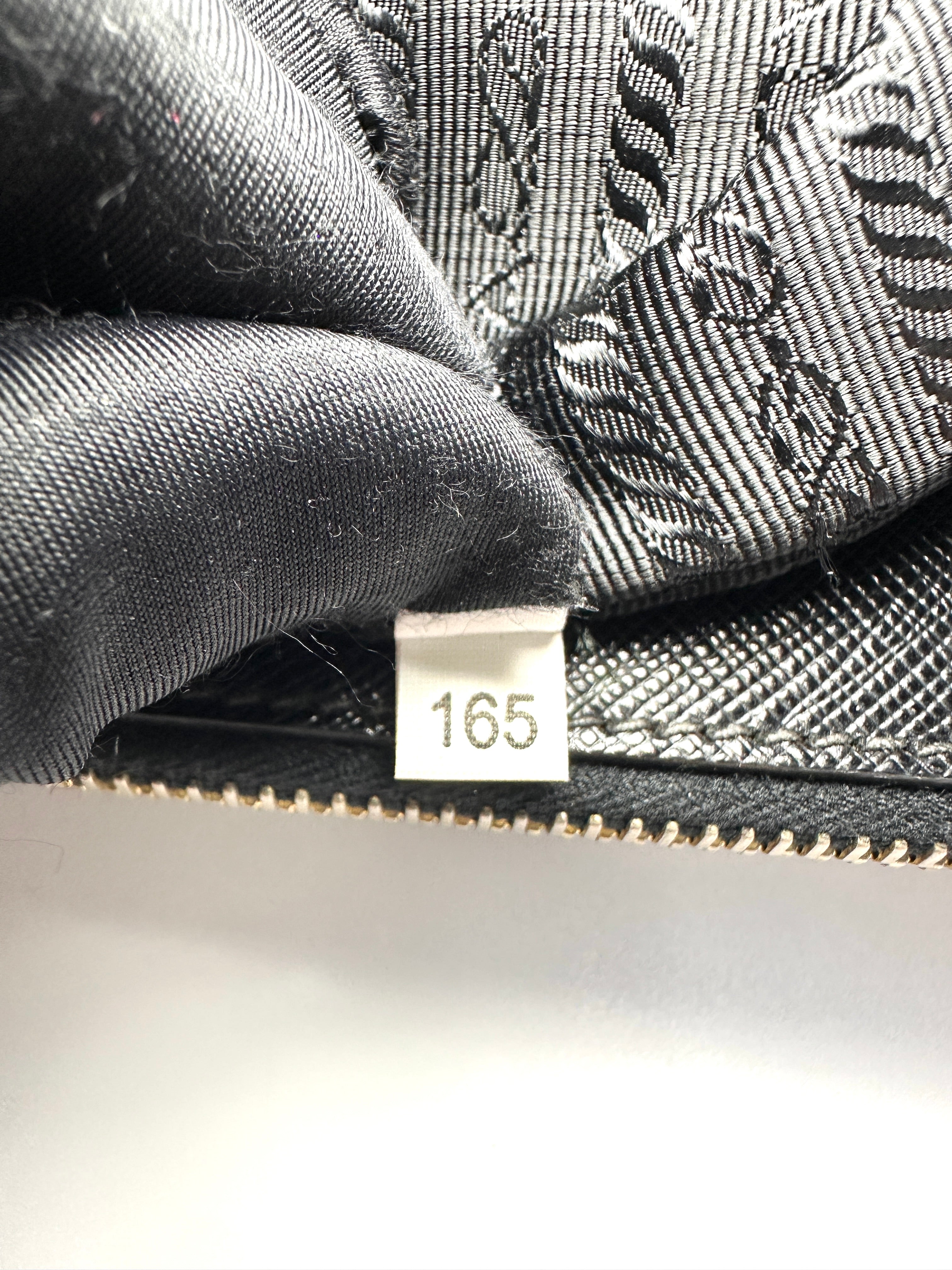 Prada Galleria Black Saffiano Leather Handle Bag PR483