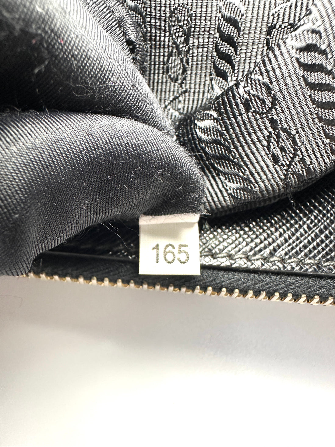 Prada Galleria Black Saffiano Leather Handle Bag PR483