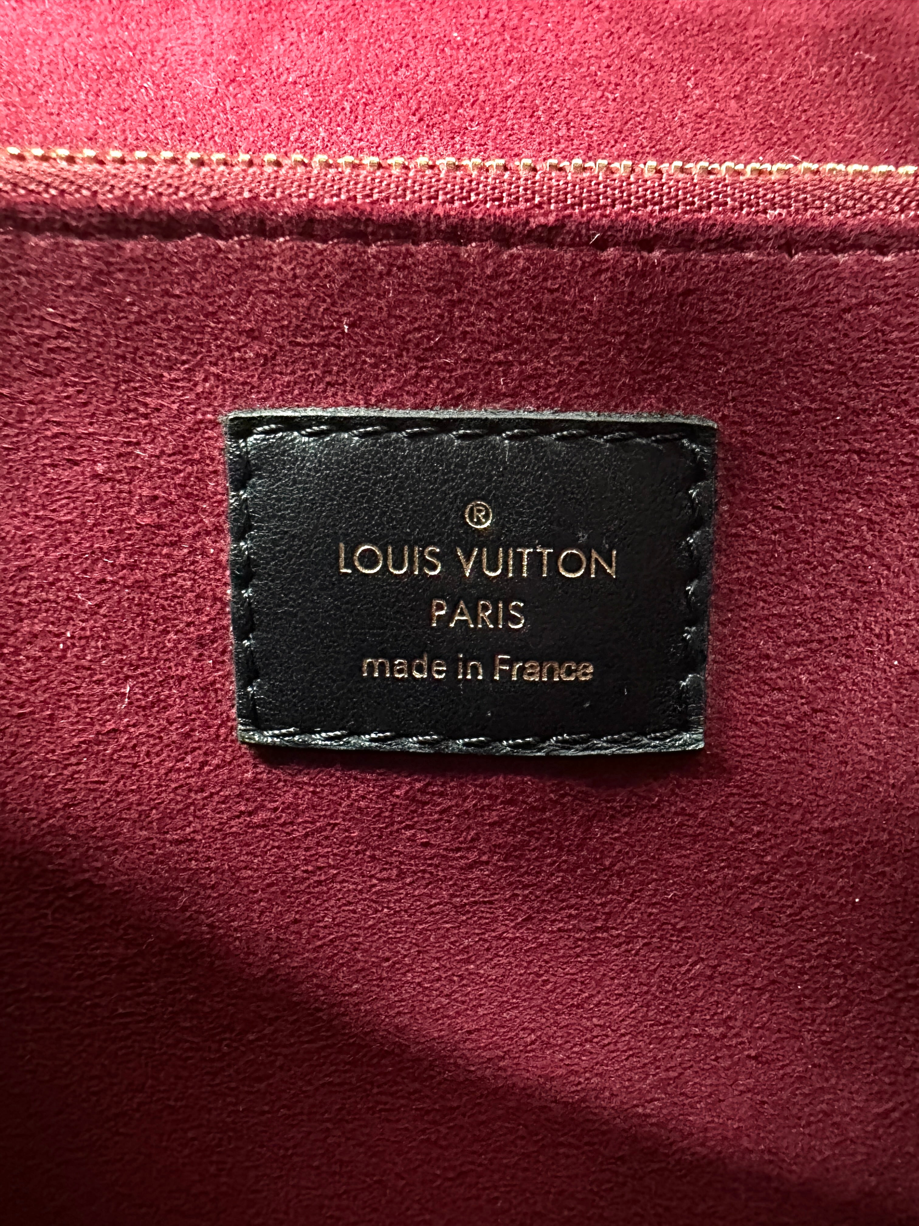 Louis Vuitton Passy Monogram Canvas Chain Shoulder Bag LV3024