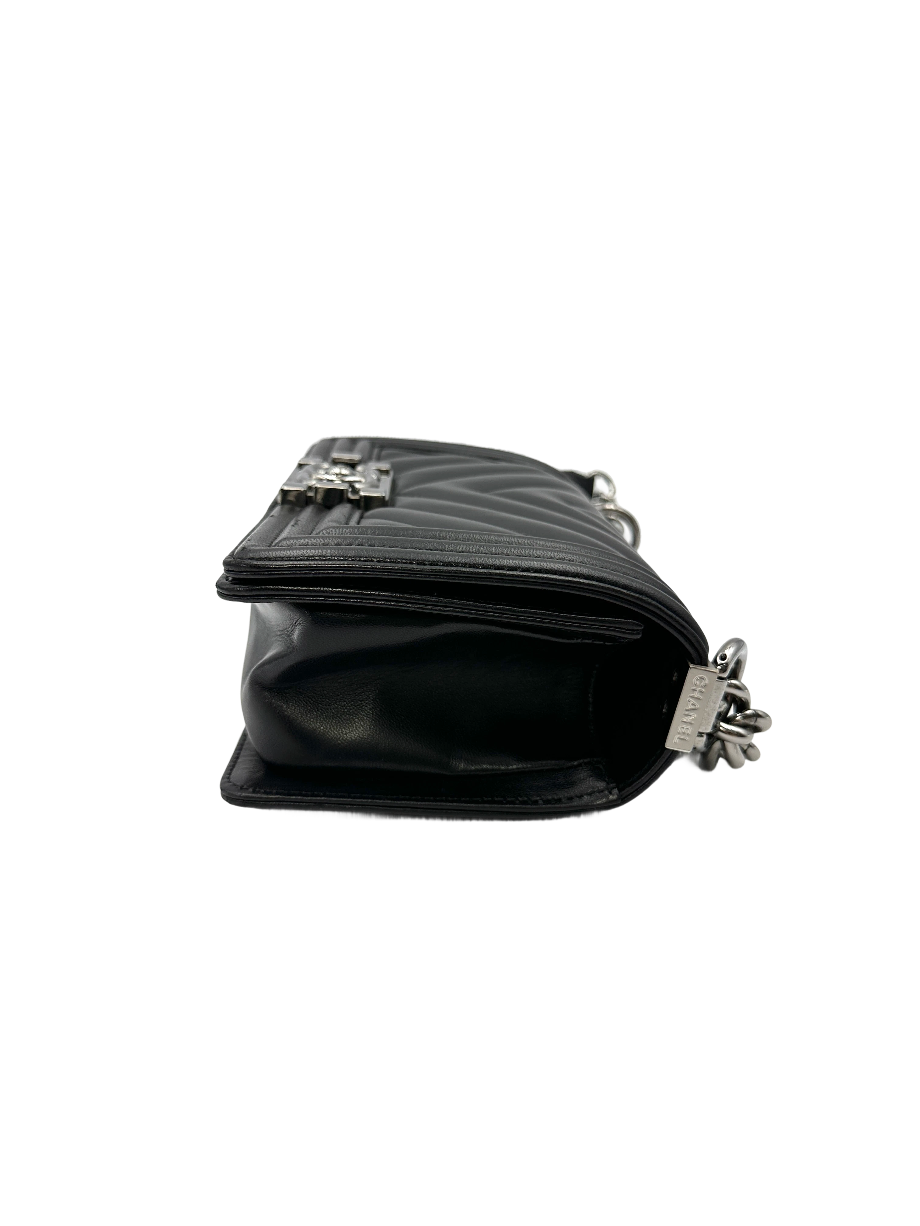 Chanel LeBoy Black Chevron Quilted Lambskin Small Size Flap Bag With Silver Buckle(24***25) CC2159