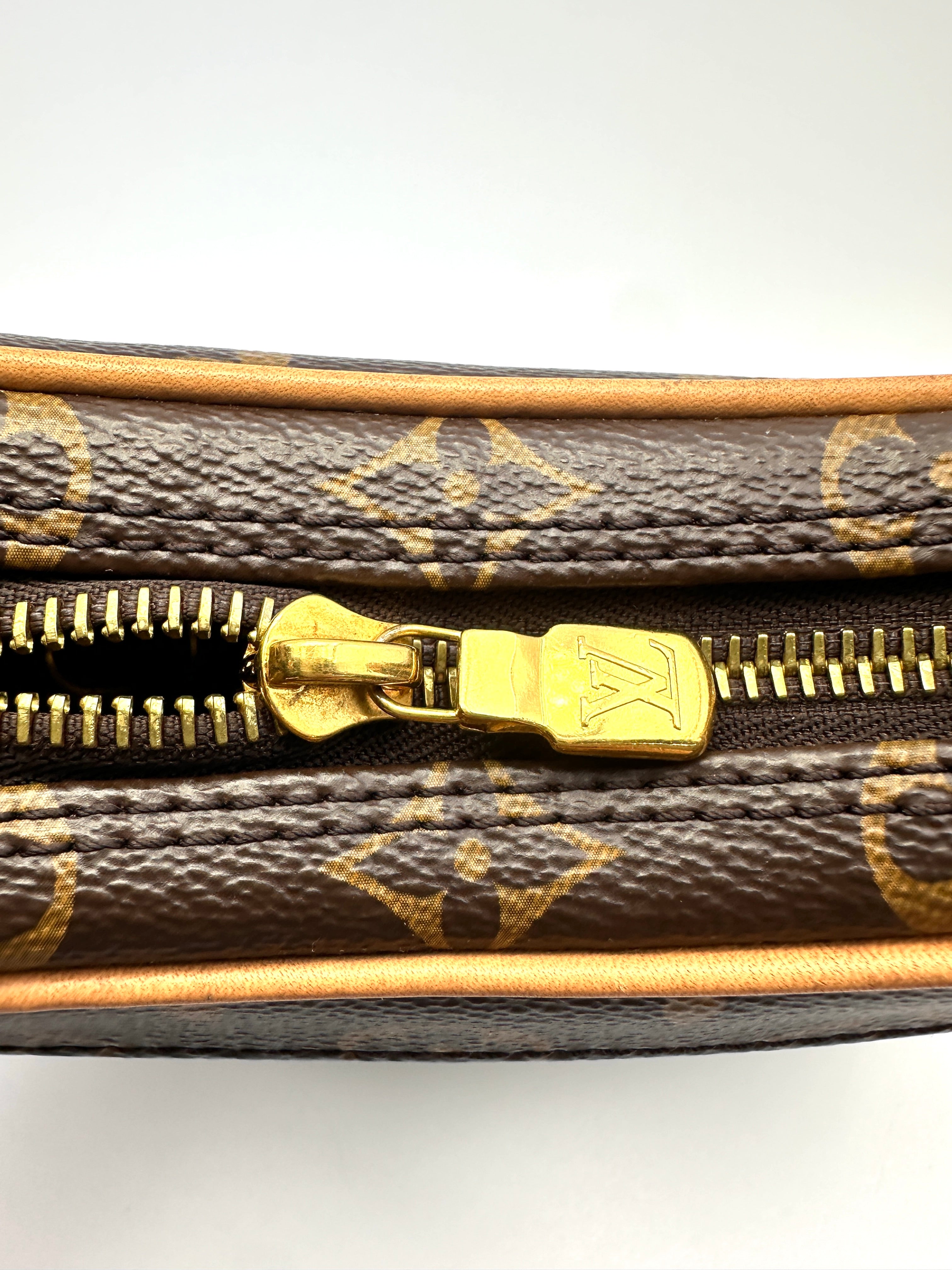 Louis Vuitton Loop Monogram Canvas Shoulder Bag LV3029