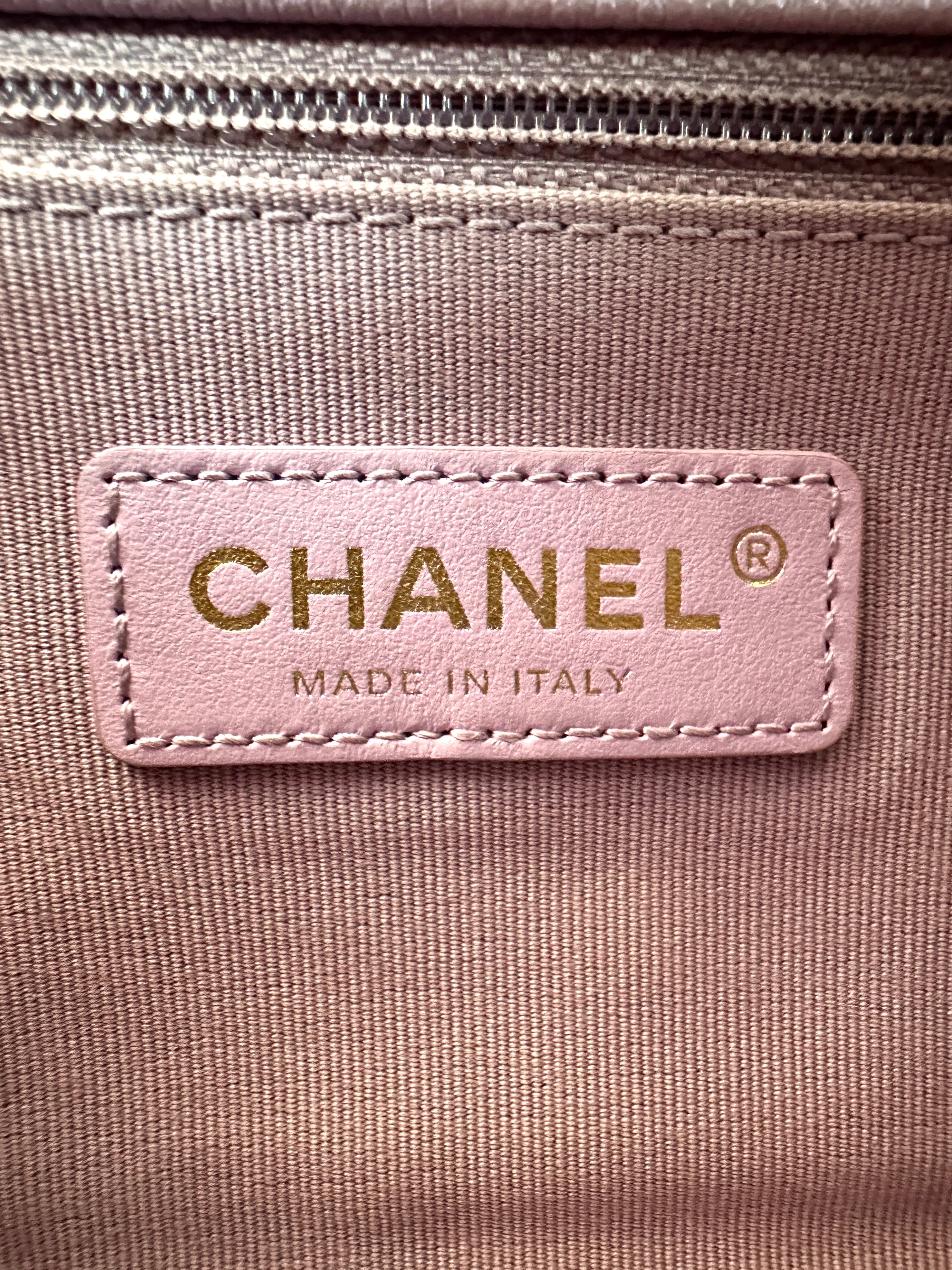 Chanel Iridescent Pink Quilted Leather Flap Bag With Gold Hardware(AJ***N5) IRIS240