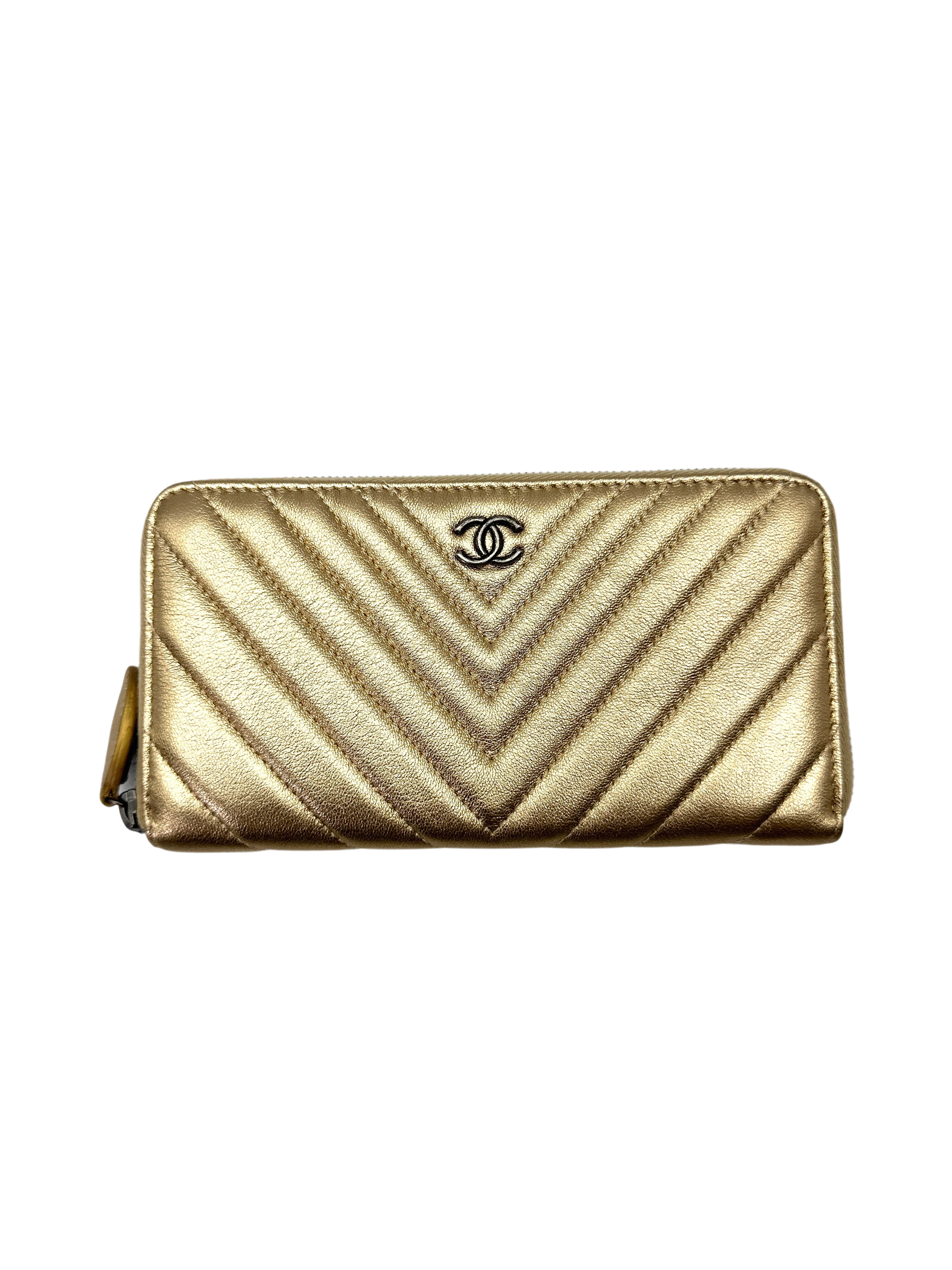 Chanel Gold Chevron Quilted Leather Long Wallet(21***79) CC2160