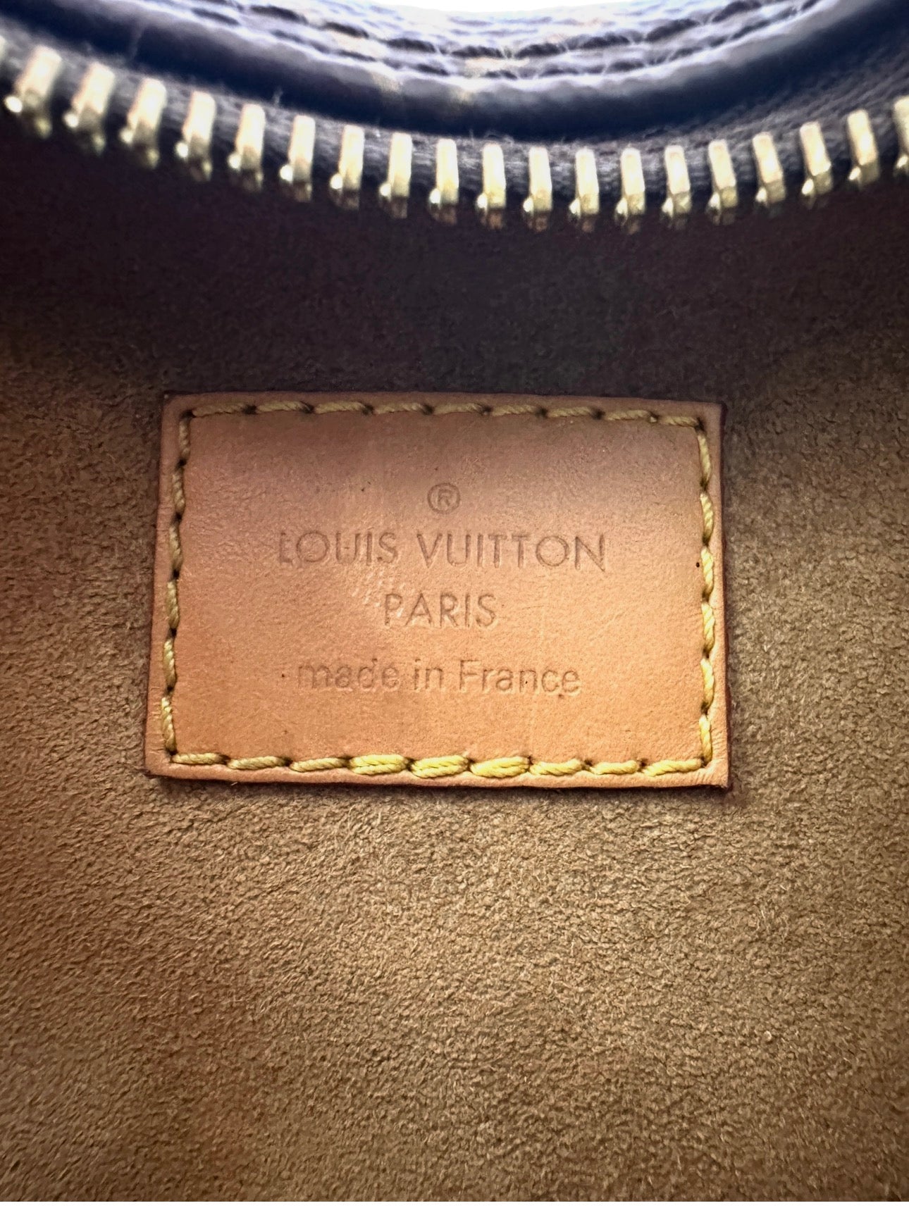 Louis Vuitton Loop Monogram Canvas Shoulder Bag LV3026