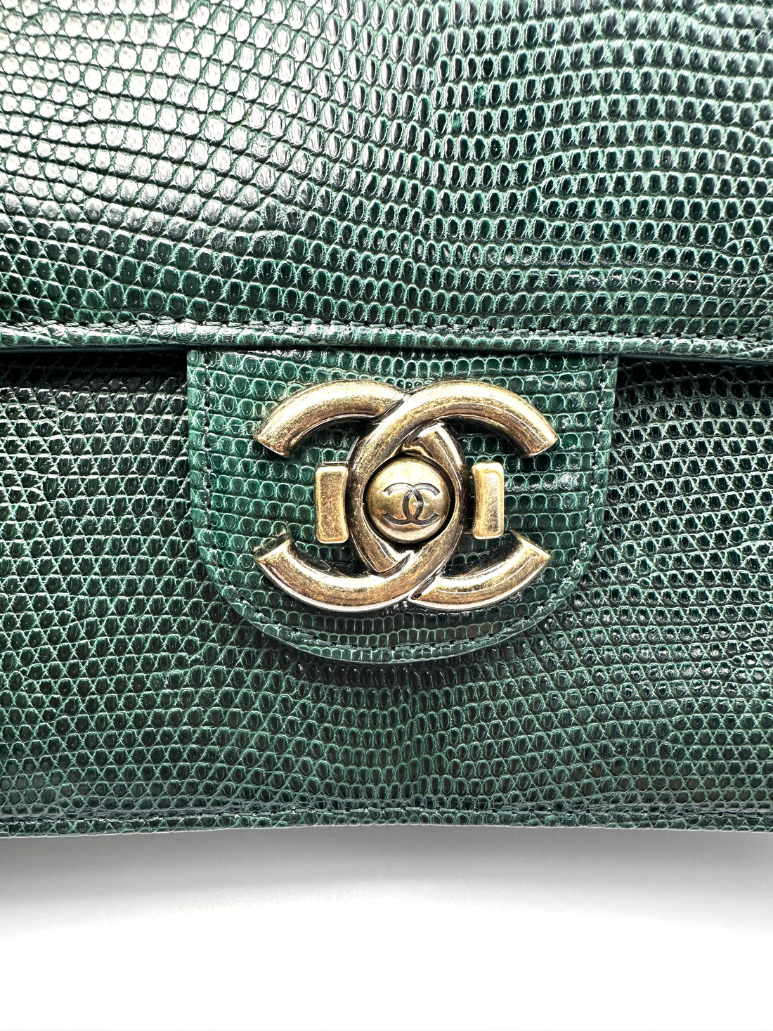 Chanel Green Embossed Lizard Leather Shoulder Bag(18***77) IRIS243