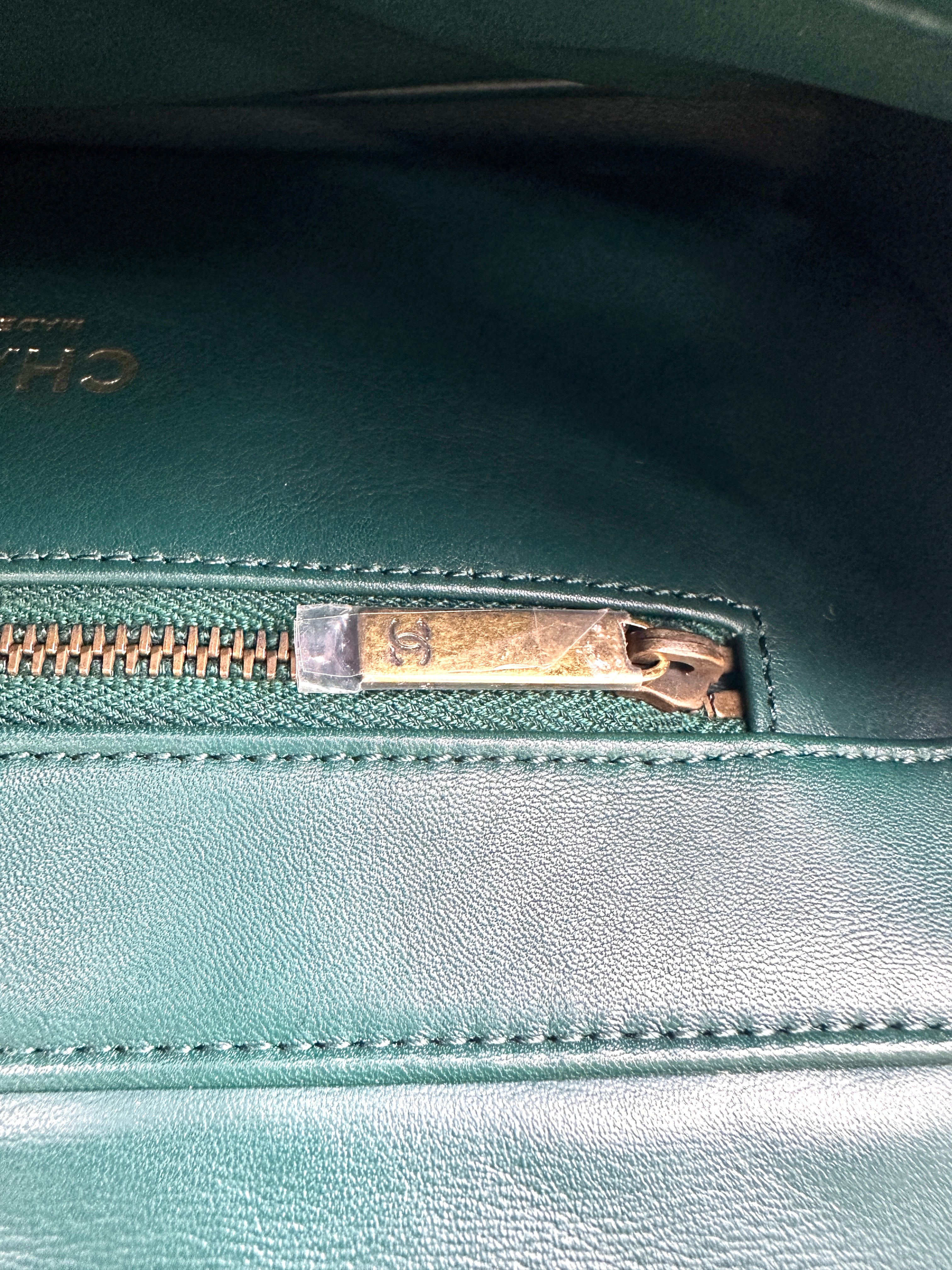 Chanel Green Embossed Lizard Leather Shoulder Bag(18***77) IRIS243