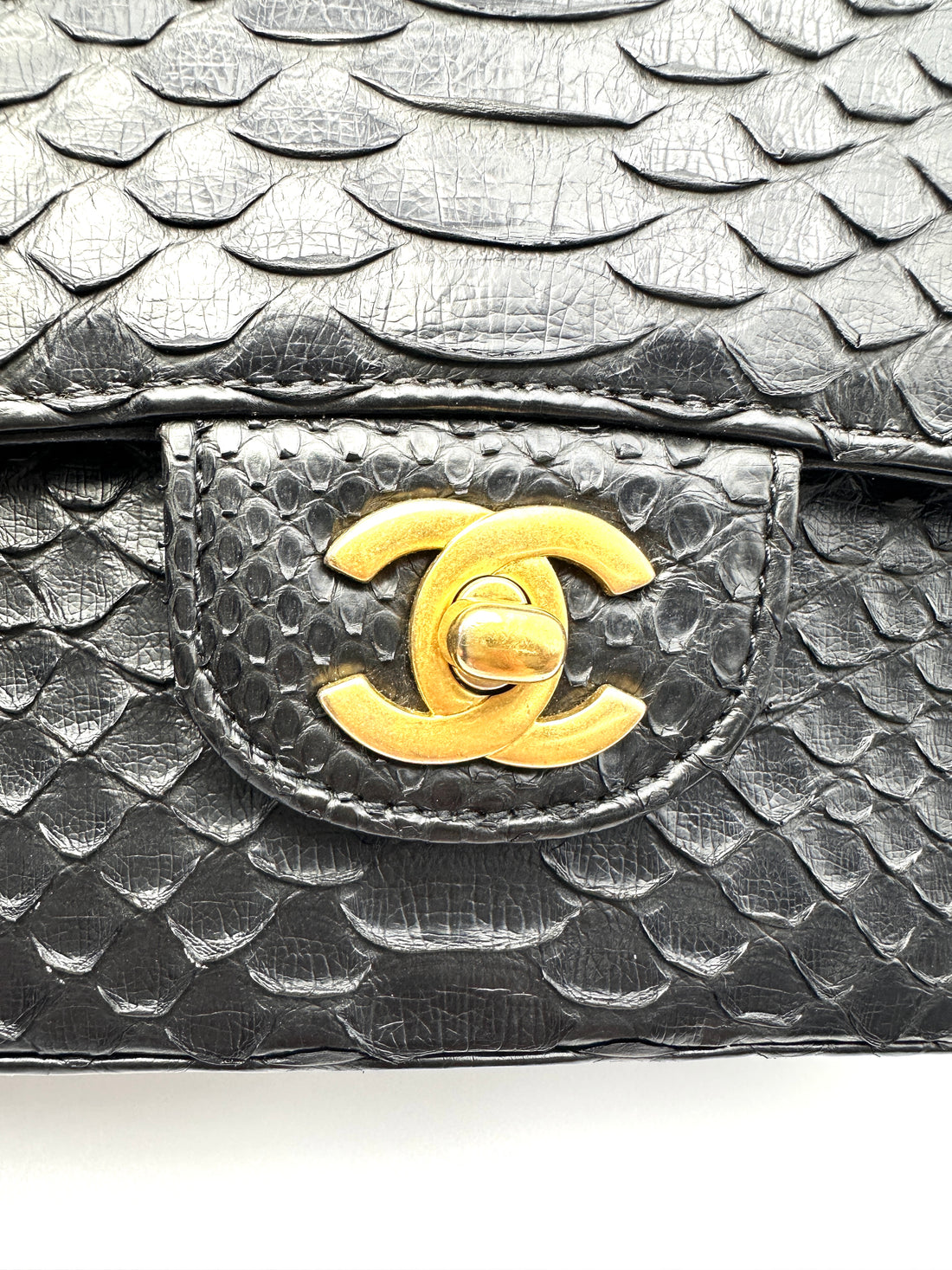 Chanel Classic Flap Black Python Leather Shoulder Bag With Gold Hardware(25***74) IRIS242