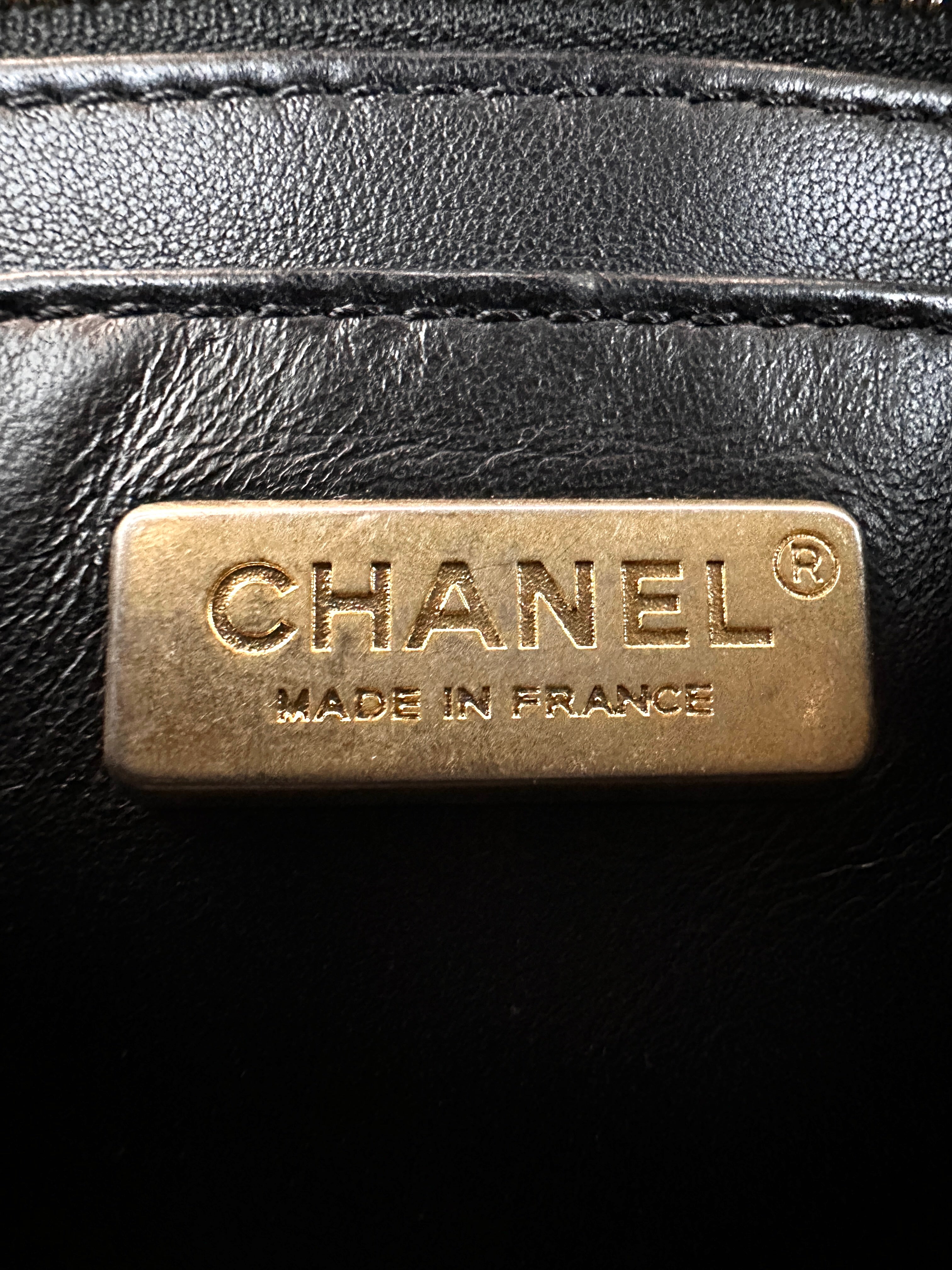 Chanel Classic Flap Black Python Leather Shoulder Bag With Gold Hardware(25***74) IRIS242