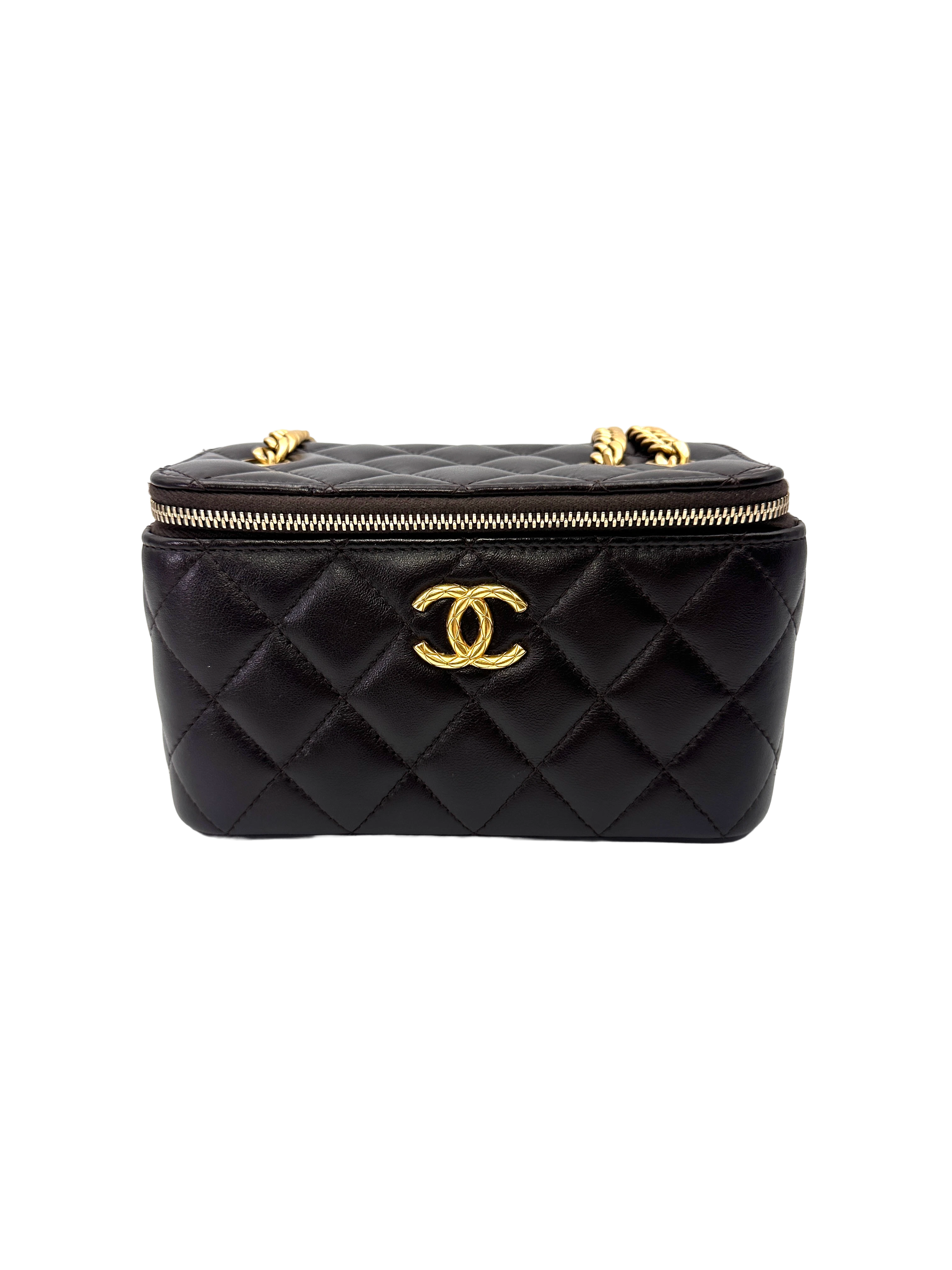 Chanel Black Quilted Lambskin Vanity Case With Gold Hardware(N0***6H) CC2169