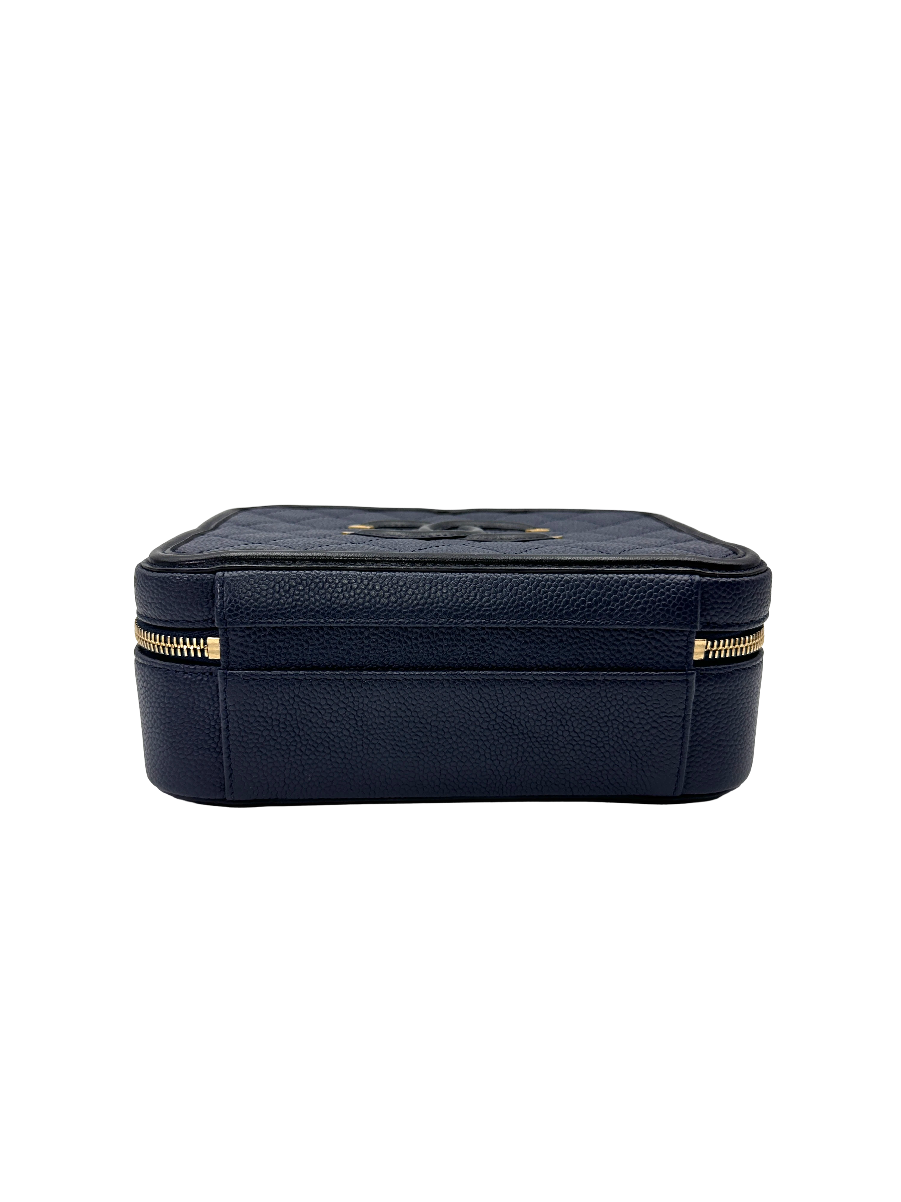 Chanel CC Filigree Navy Quilted Leather Top Handle Vanity Case(23***26) CC2174