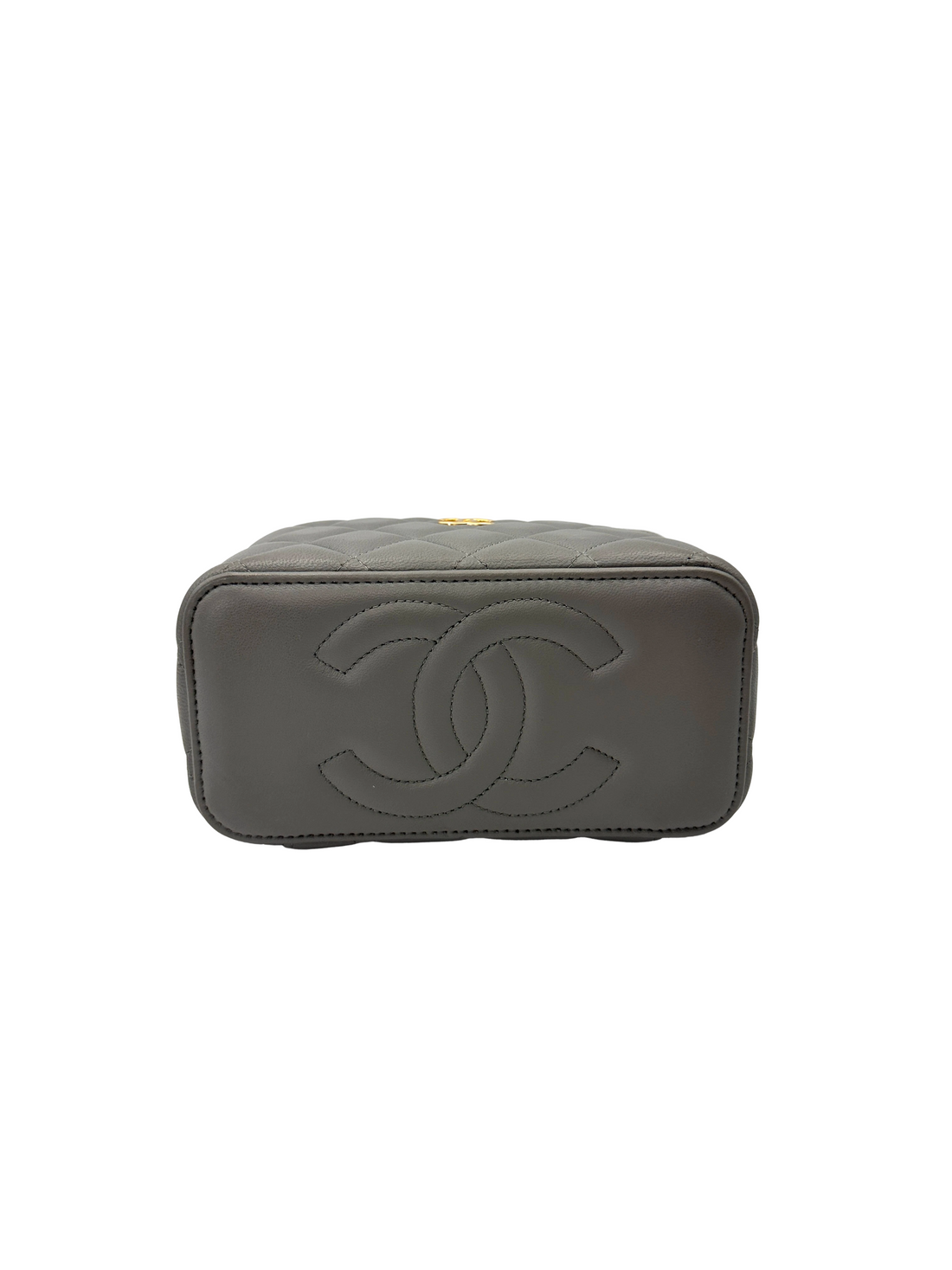 Chanel 22B Grey Quilted Lambskin Top Handle Vanity Case With Gold Hardware(C8***J6) CC2175