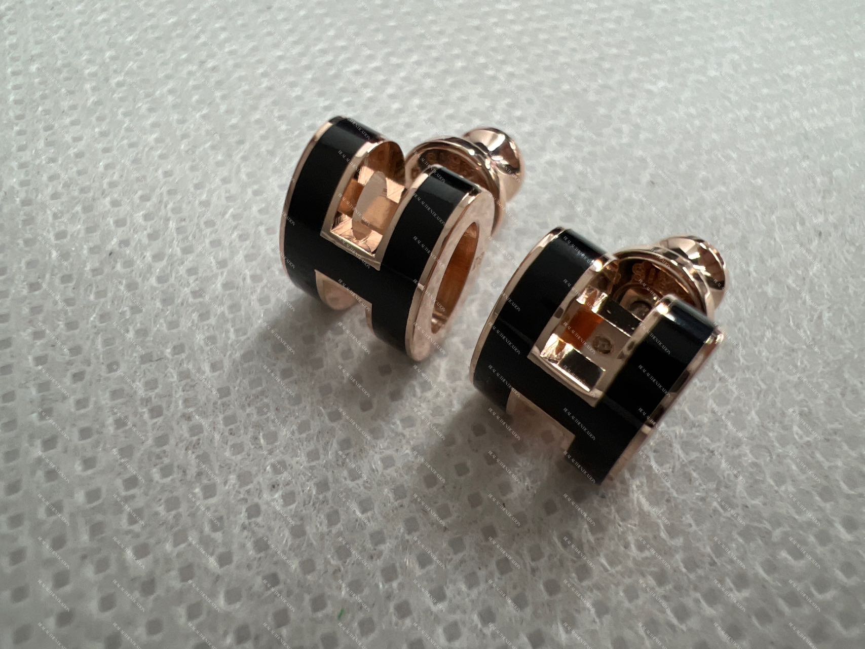 Hermes Mini Pop H Earrings,Black HMJE02
