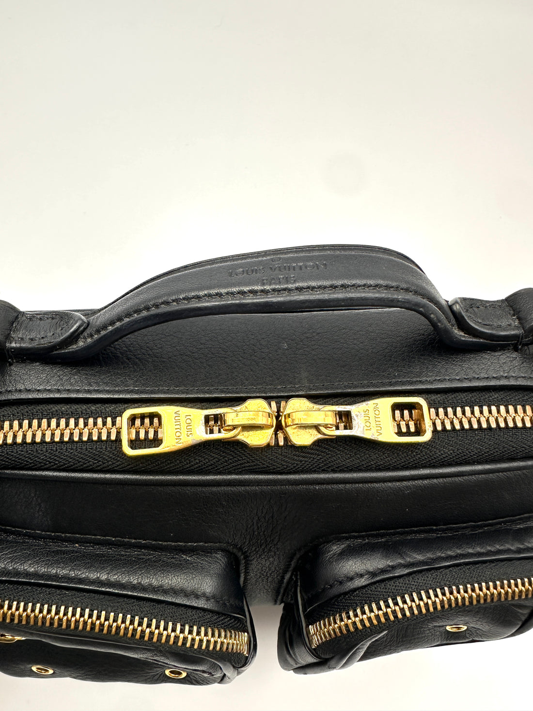 Louis Vuitton Utility Crossbody Black Empreinte Leather Handle Bag LV3046