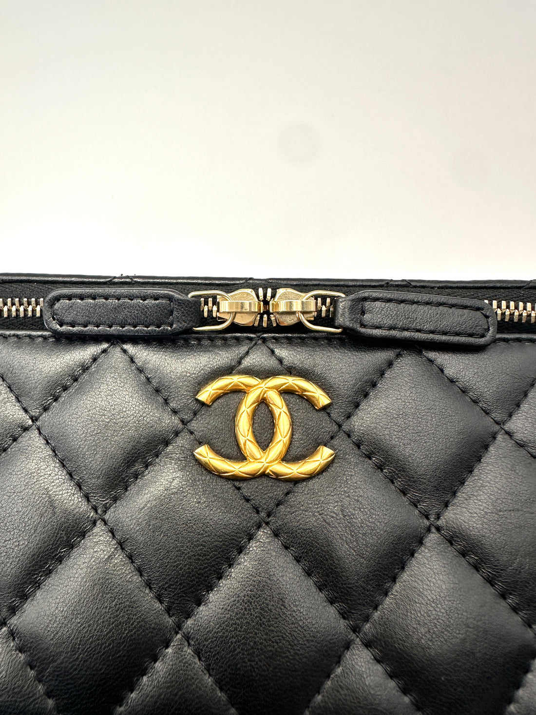 Chanel Black Quilted Leather Vanity Case(J1***7A) CC2185