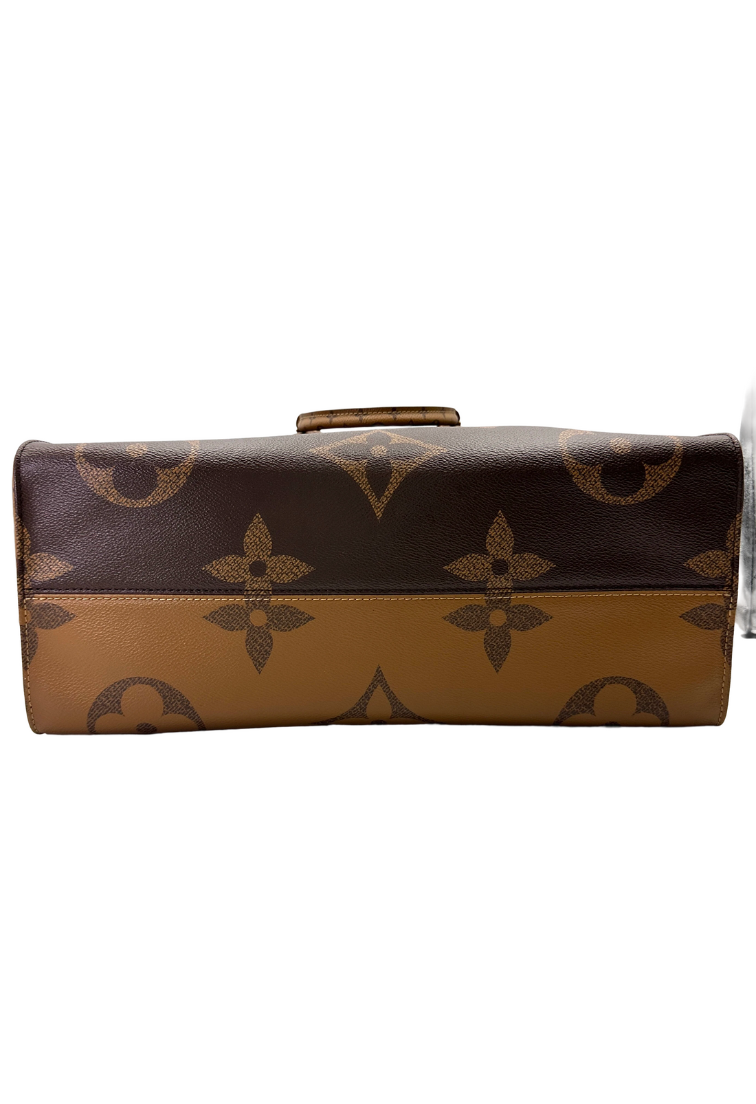 Louis Vuitton Onthego GM Monogram Canvas Handle Bag LV3050