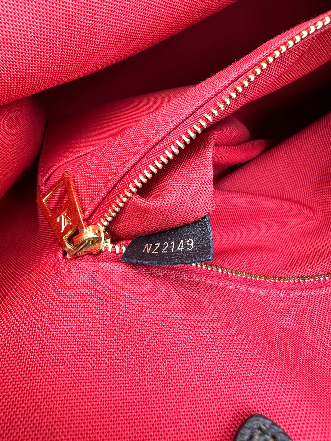 Louis Vuitton Onthego GM Monogram Canvas Handle Bag LV3050