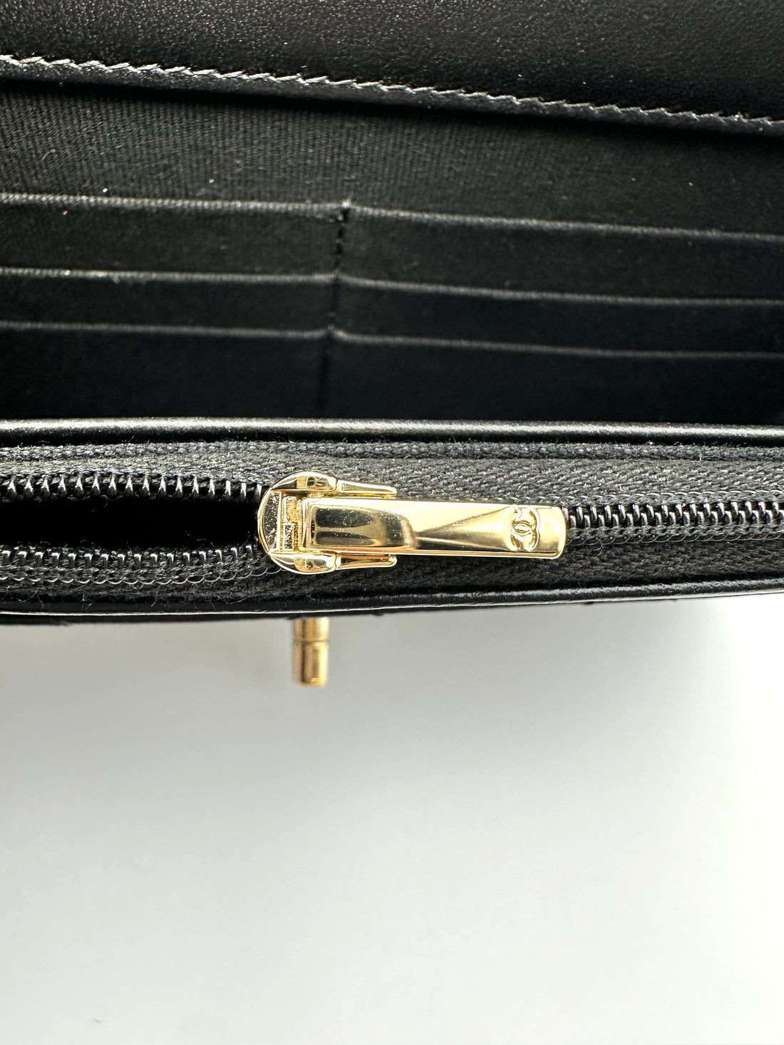 Chanel Black/White Quilted Lambskin Wallet On Chain(UG***TA) IRIS248