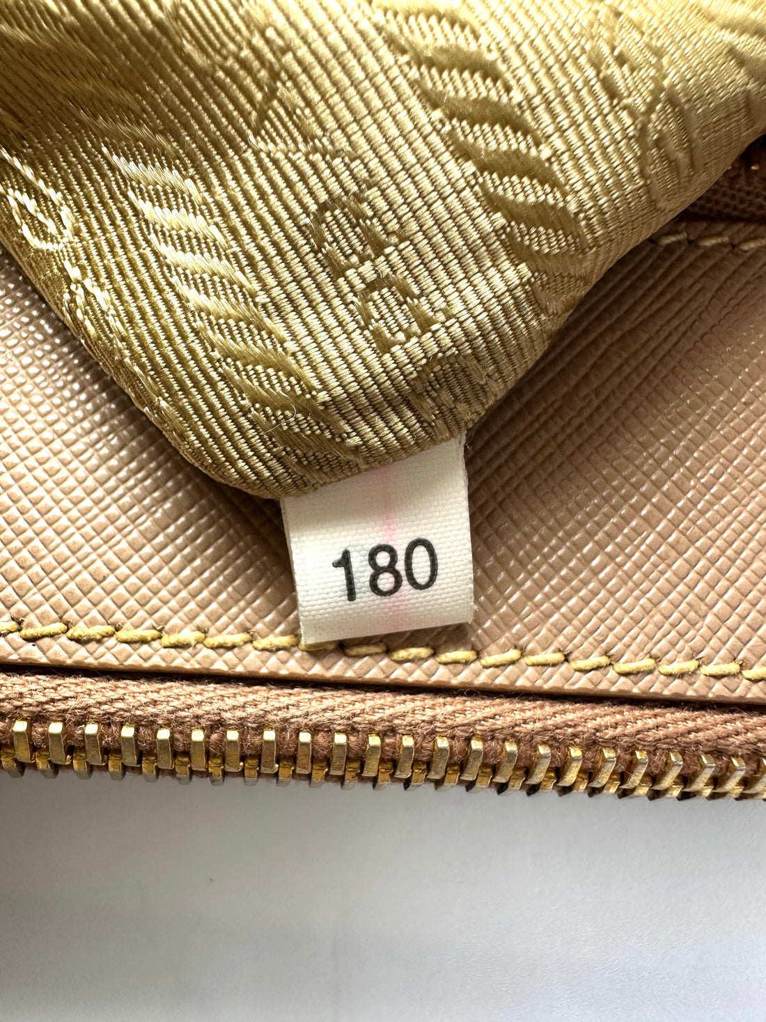 Prada Galleria Pink Saffiano Leather Handle Bag PR494