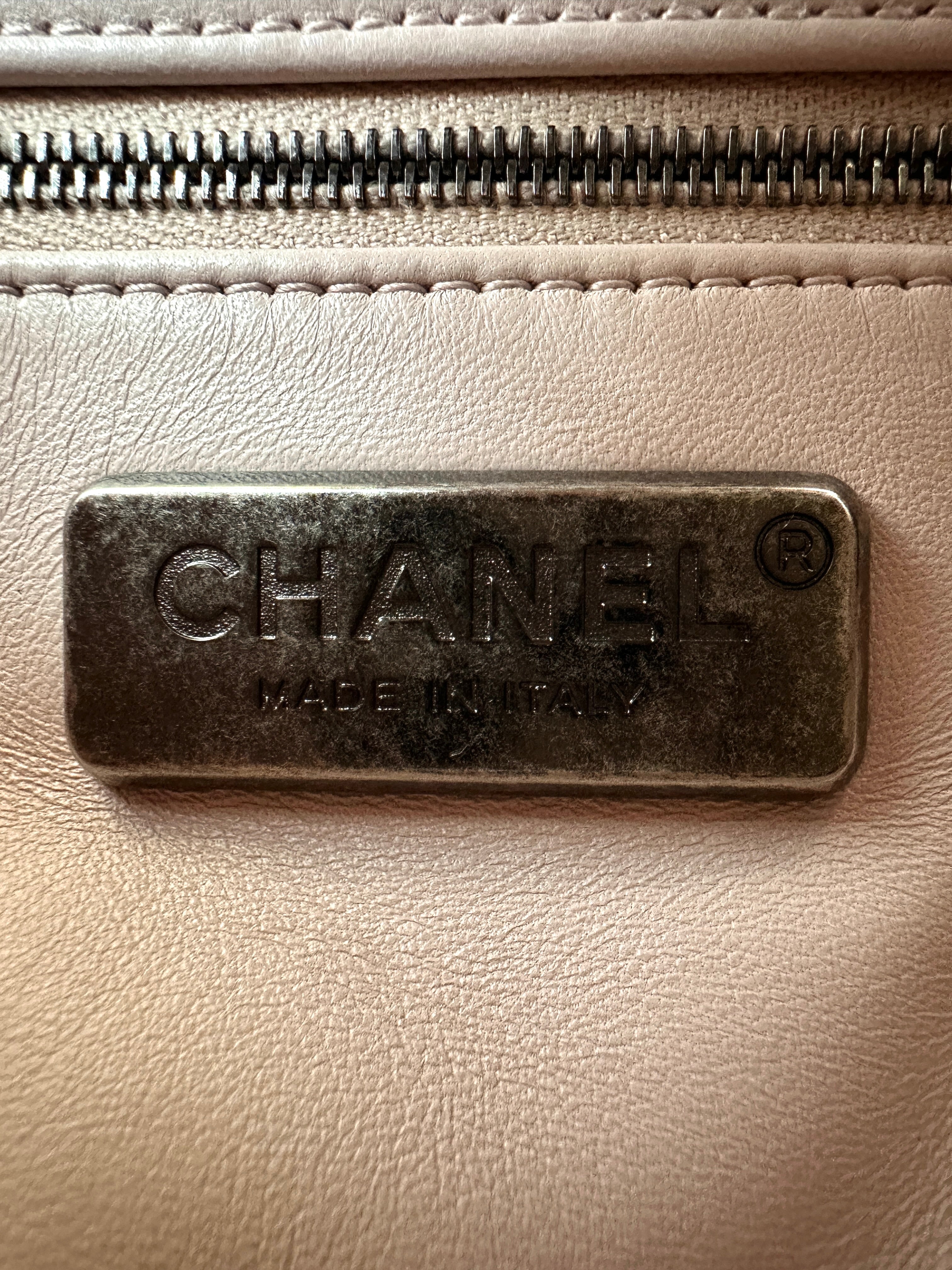 Chanel CoCo Handle Light Pink Python Leather Shoulder Bag(23***72) CC2189
