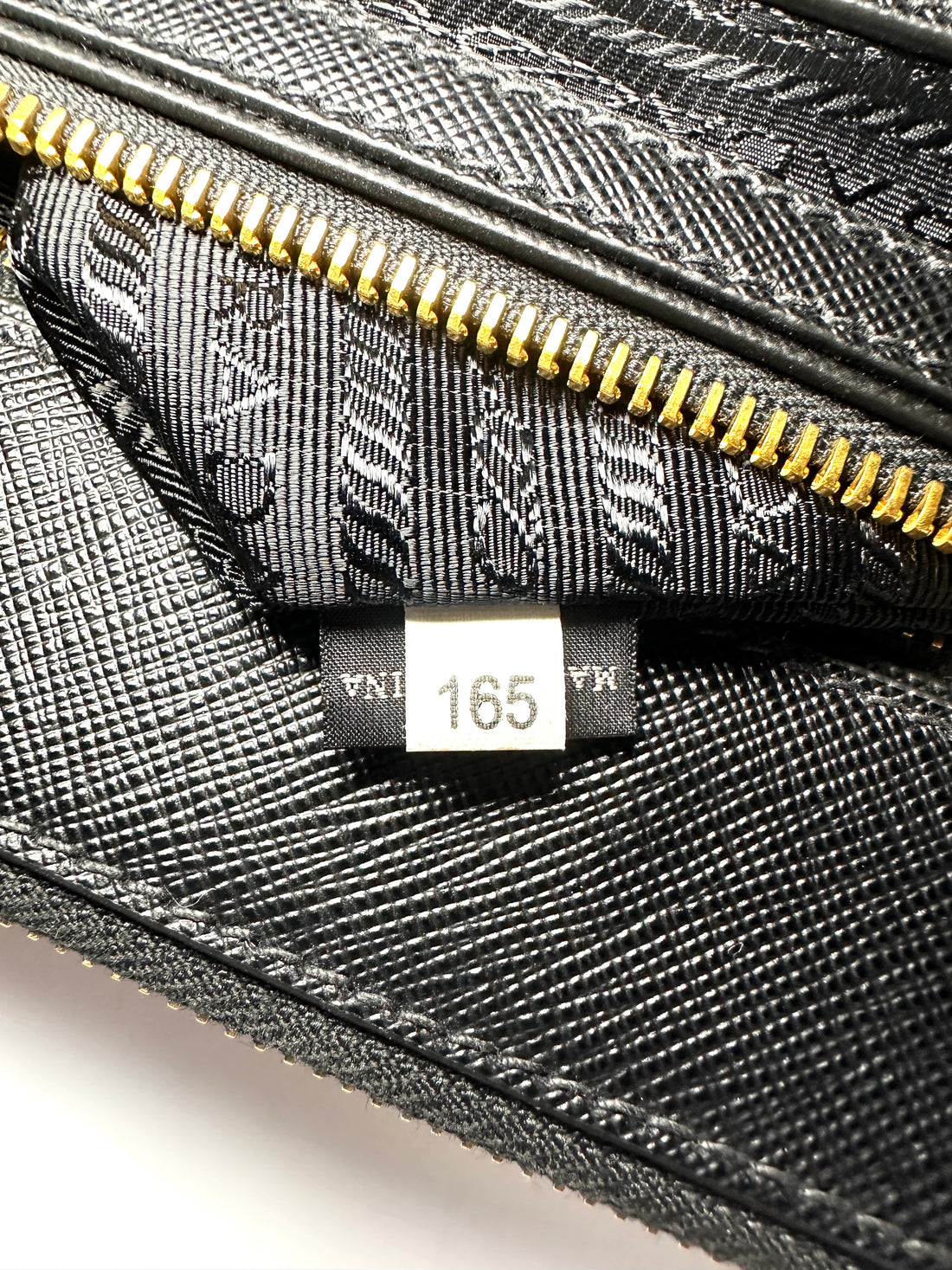 Prada Galleria Black Saffiano Leather Large Size Handle Bag PR498