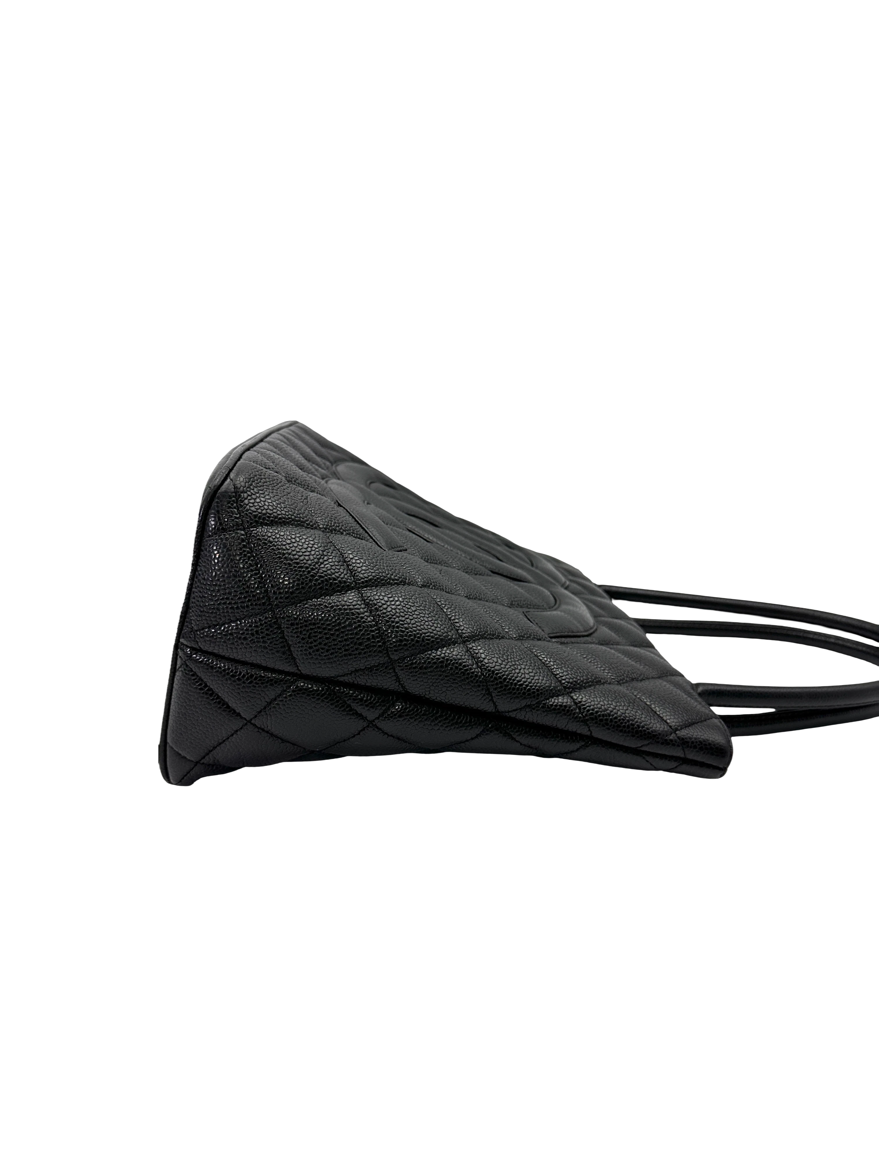 Chanel Medallion Black Quilted Leather Tote Handle Bag(77***45) CC2193