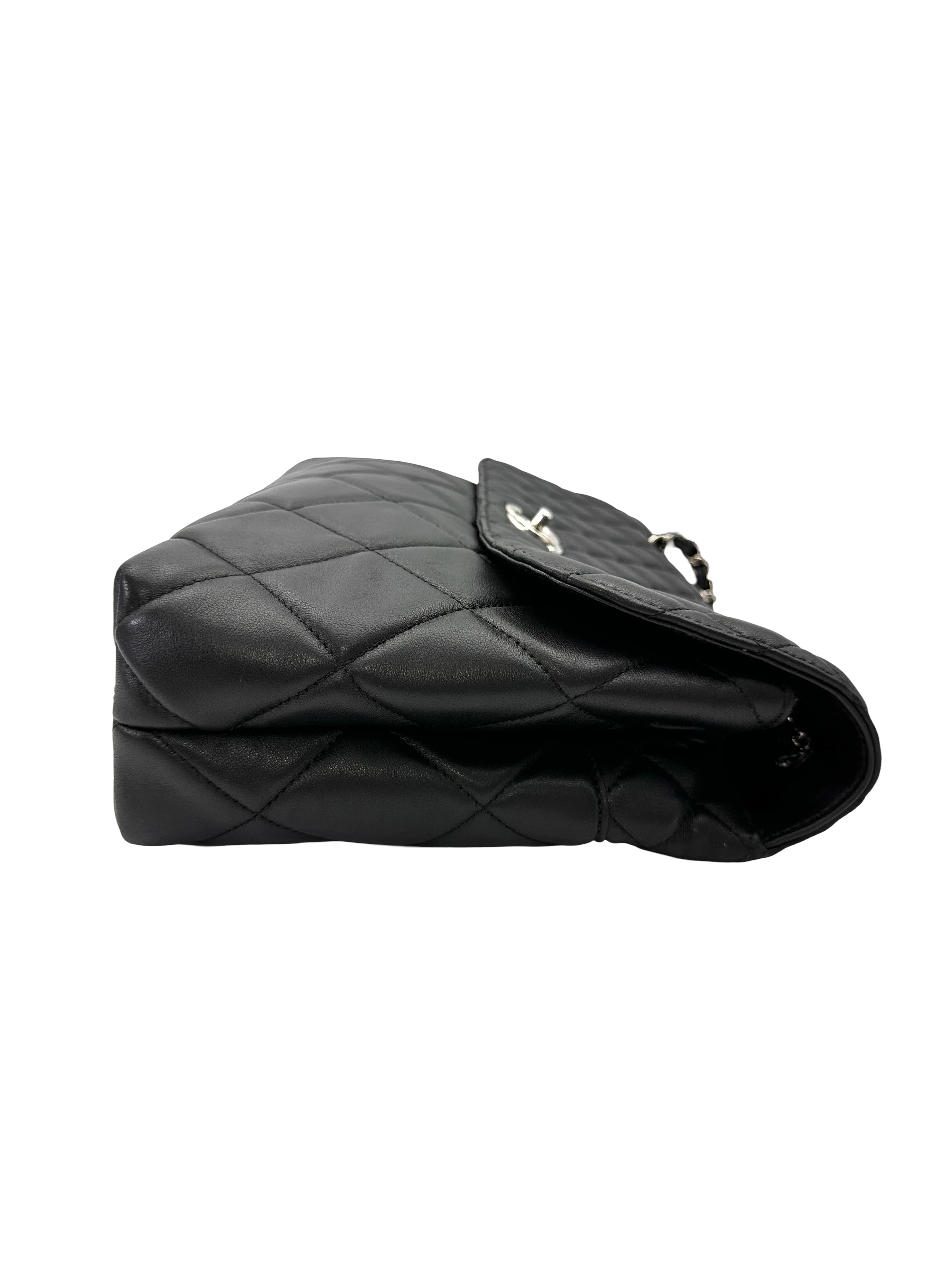 Chanel Black Quilted Lambskin Flap Bag(14***02) CC2198