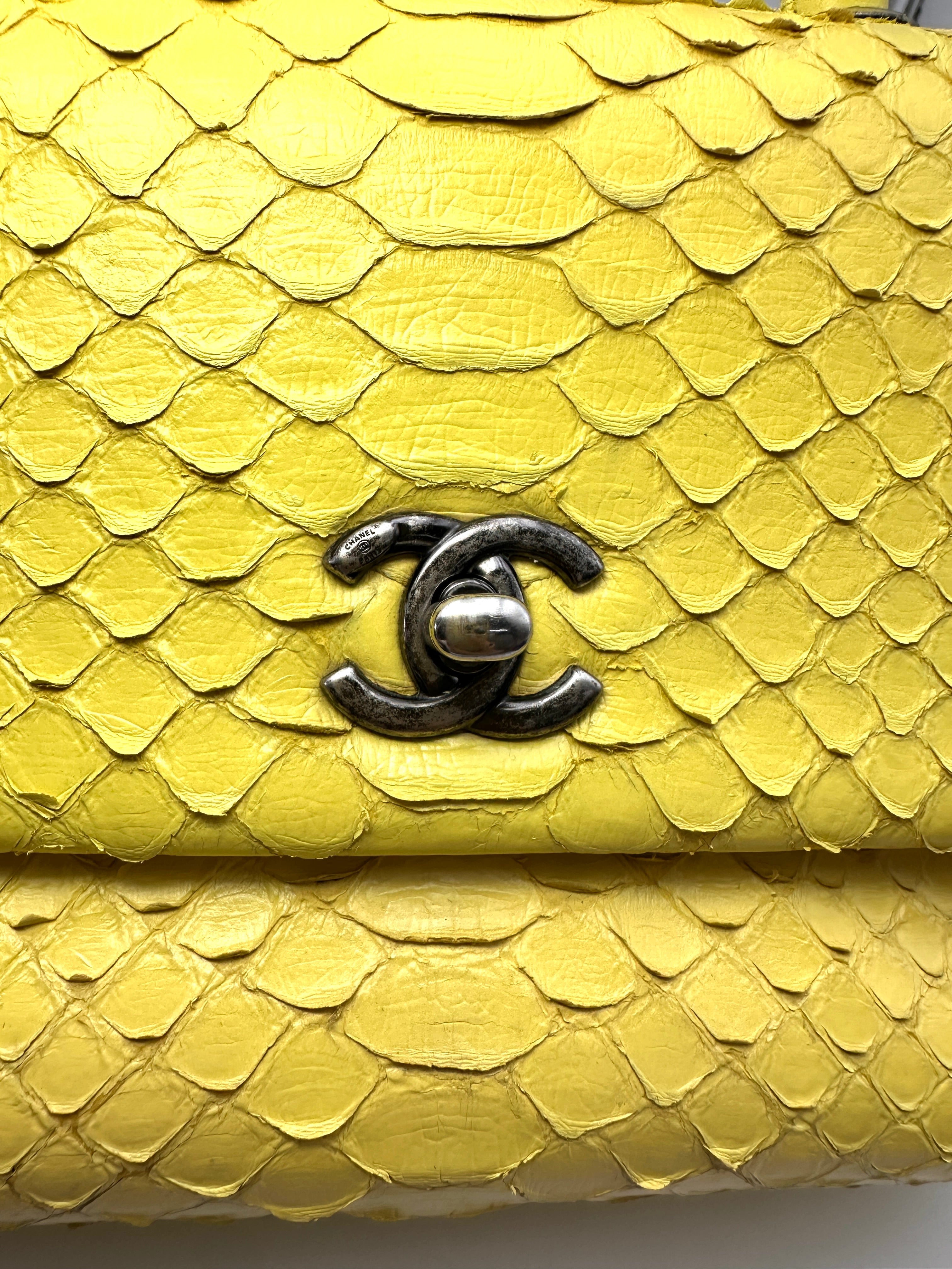 Chanel CoCo Handle Yellow Python Leather Shoulder Bag(23***64) CC2214