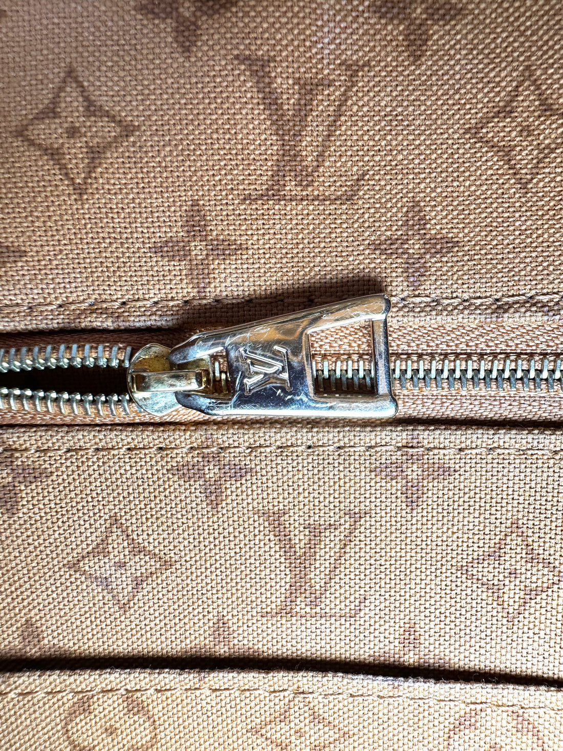 Louis Vuitton Crafty Caramel/White Gaint Monogram Canvas Tote Bag LV3063