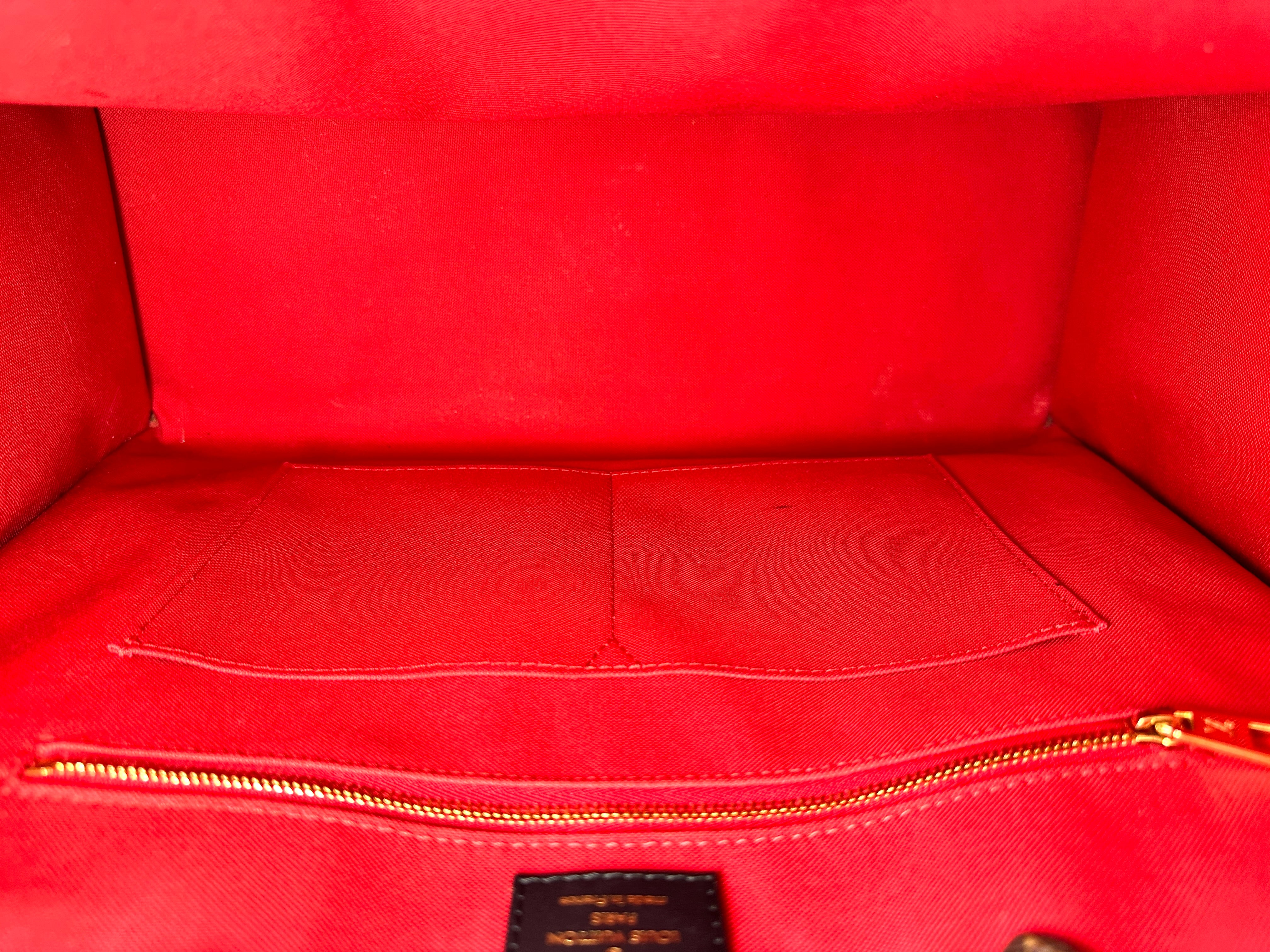 Louis Vuitton Onthego GM Monogram Canvas Handle Bag LV3062