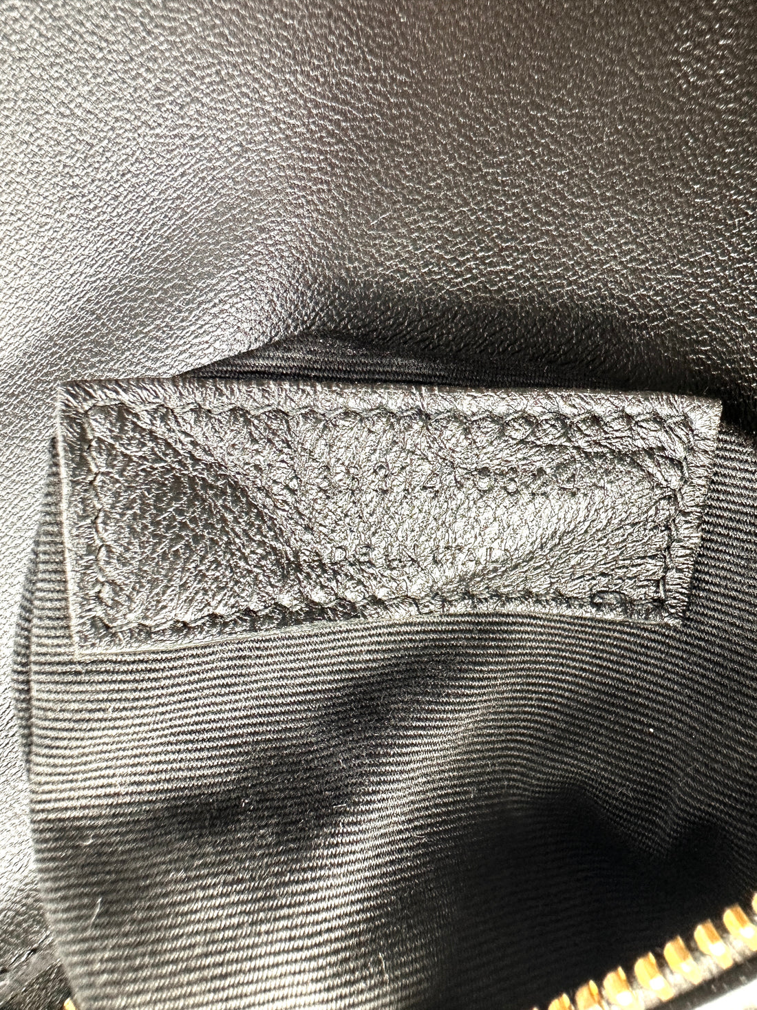 Saint Laurent Le Carre Black Leather Shoulder Bag CE175