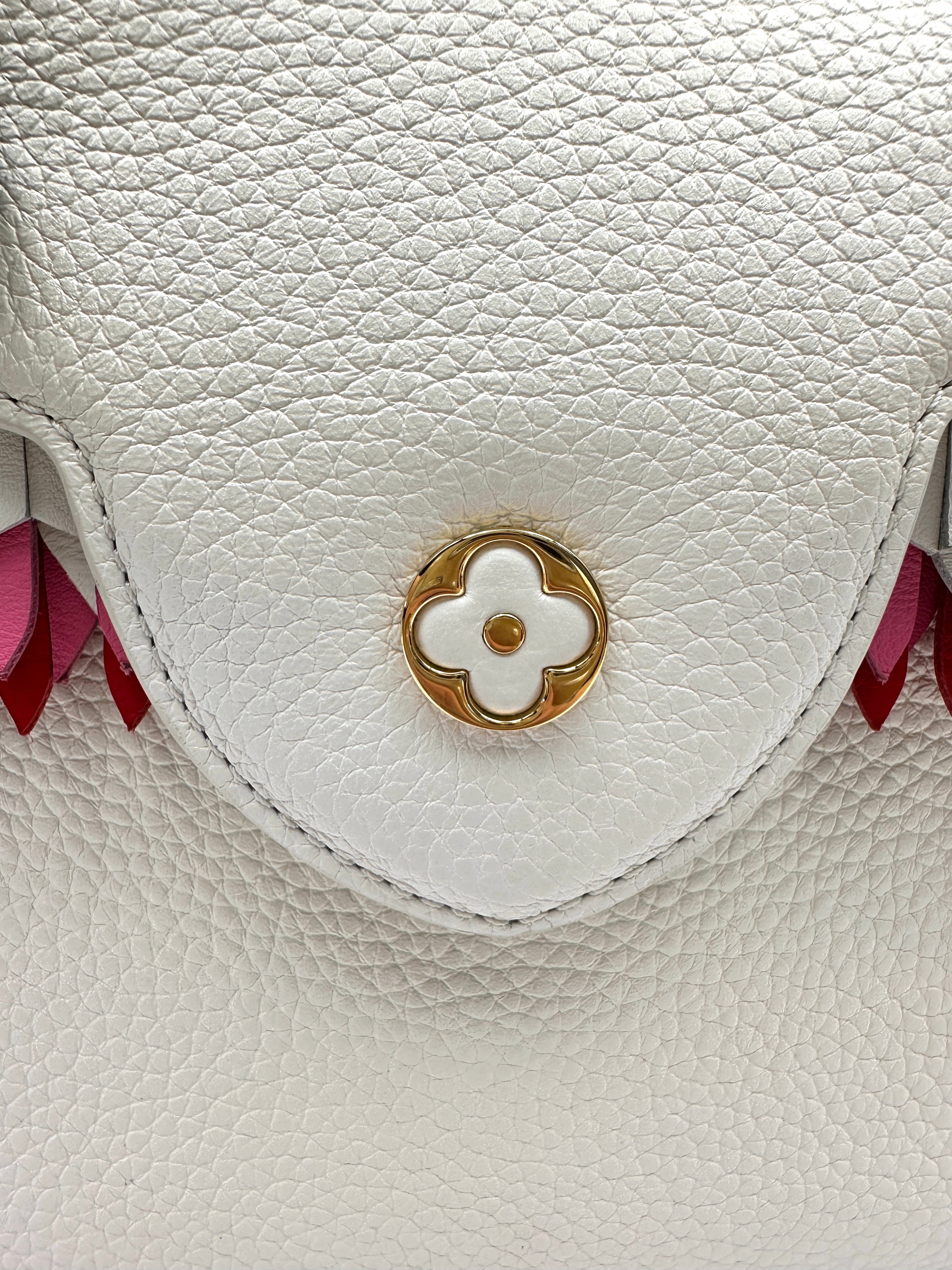Louis Vuitton Capucines White Taurillon Leather Handle Bag With Pink Fringe Trim LV3068