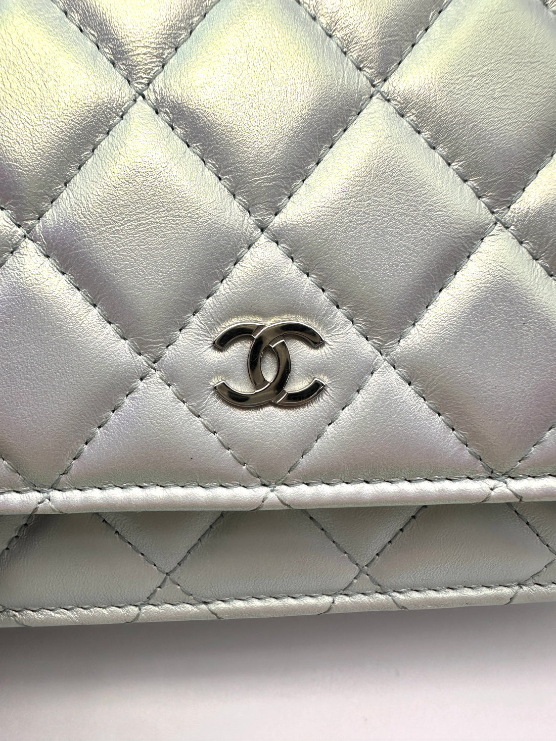 Chanel Iridescent Purple Quilted Leather Small Size Wallet On Chain(LC***9K) CC2199