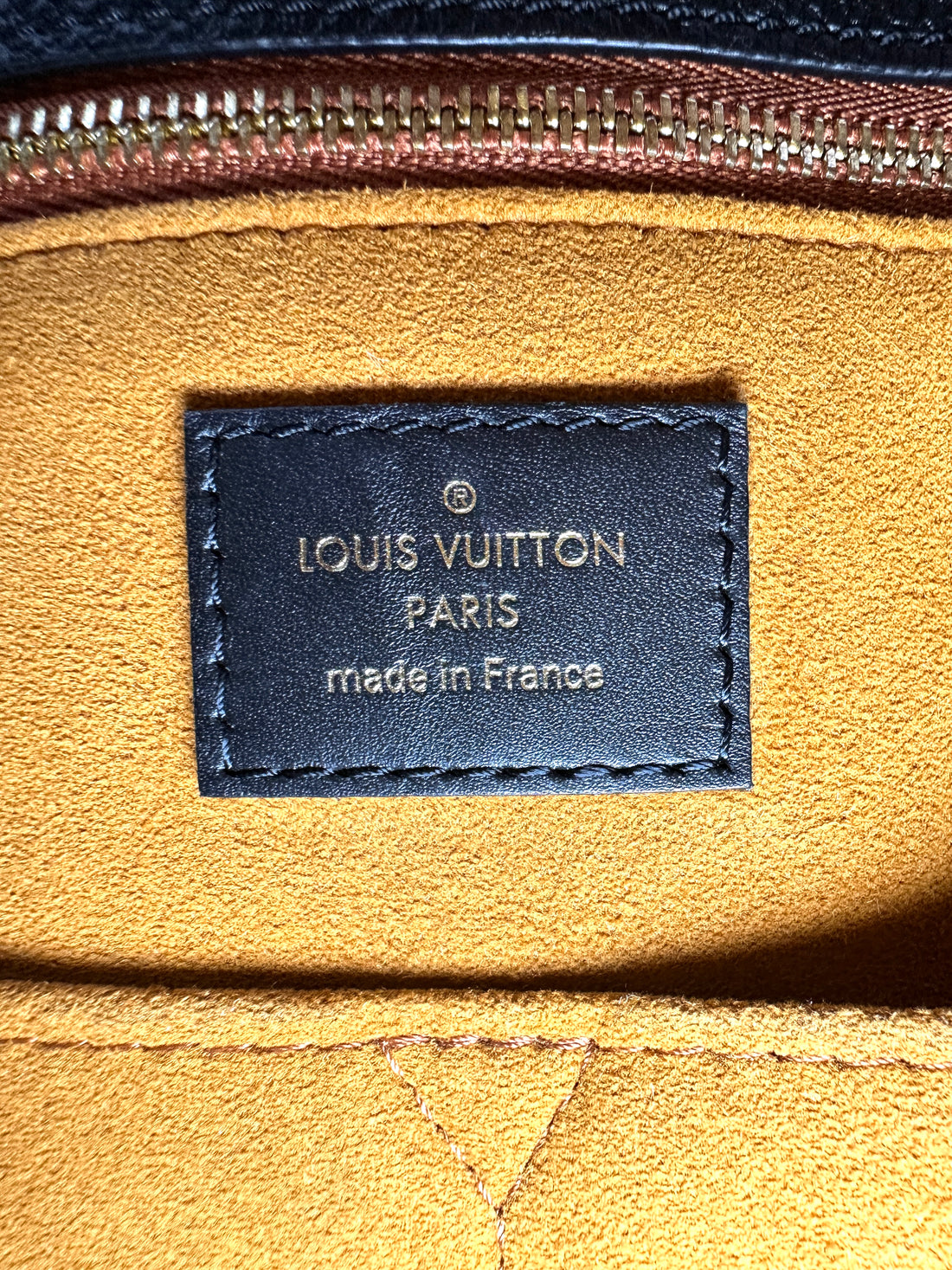 Louis Vuitton Onthego GM Black Empreinte Leather Handle Bag LV3069