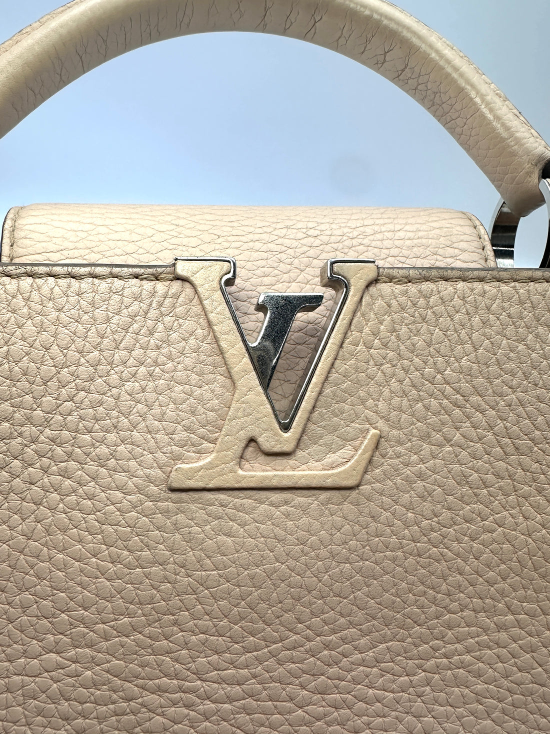 Louis Vuitton Capucines BB Beige Taurillon Leather Handle Bag LV3072