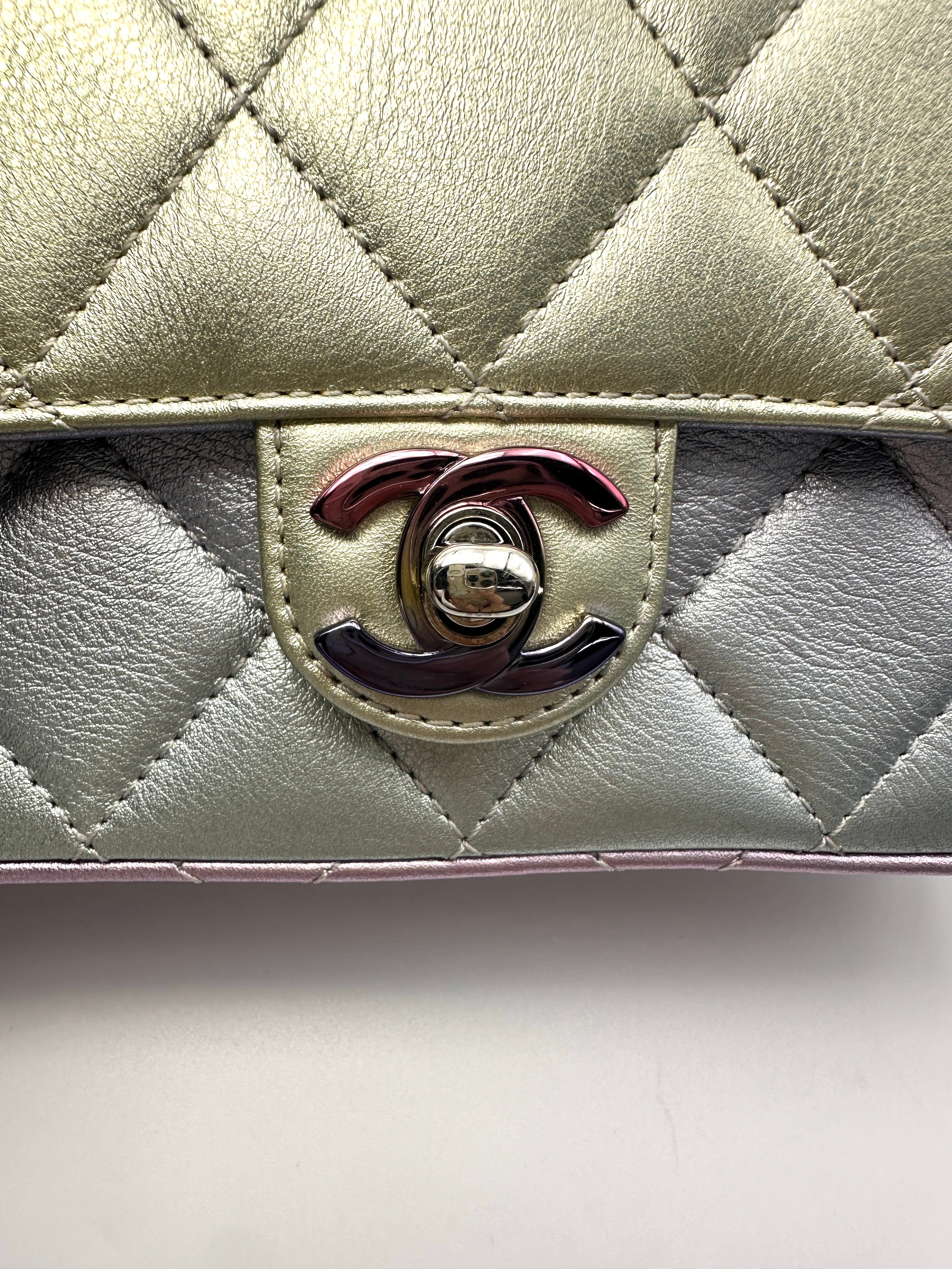 Chanel 21K Iridescent Purple Quilted Leather Shoulder Bag(J8***L2) CC2203