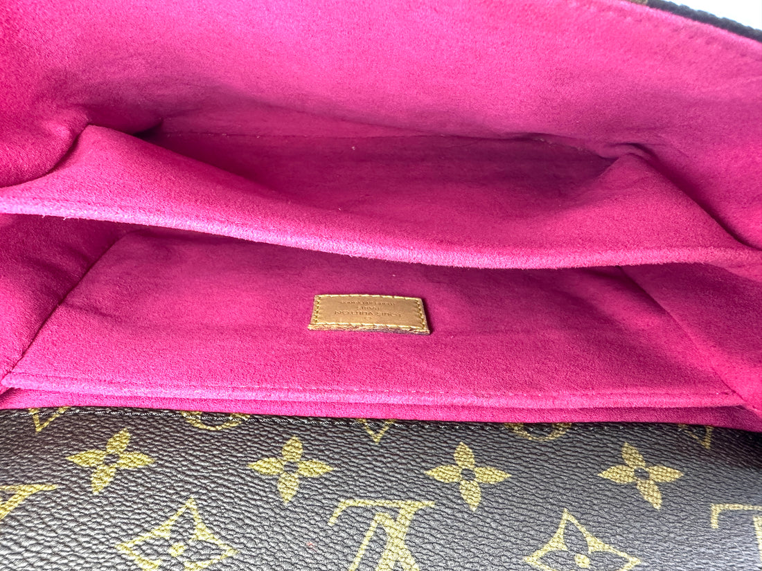 Louis Vuitton Love Lock Monogram Canvas Pochette Metis LV3071