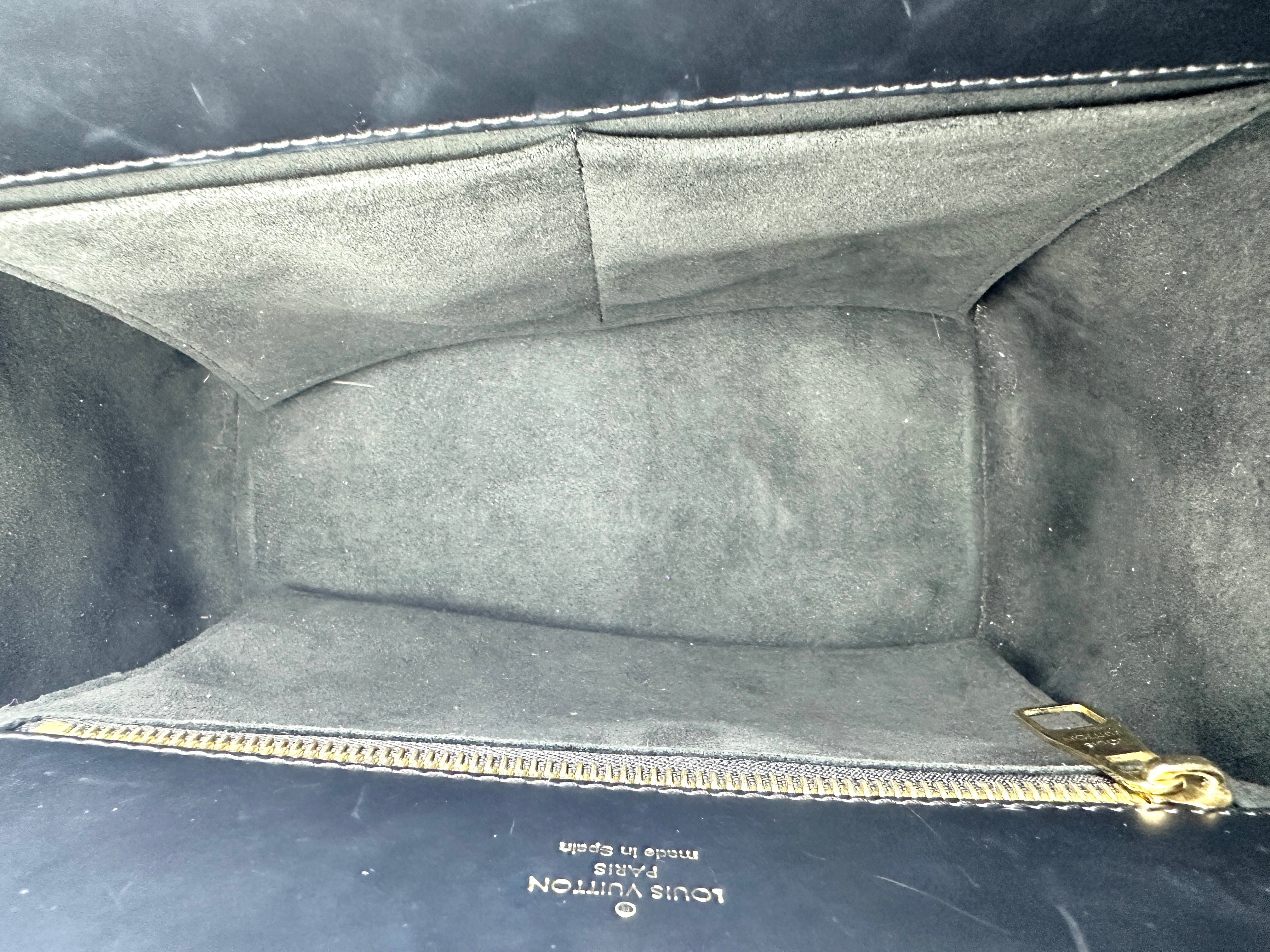 Louis Vuitton Phenix Monogram Canvas & Black Leather Handle Bag LV3070