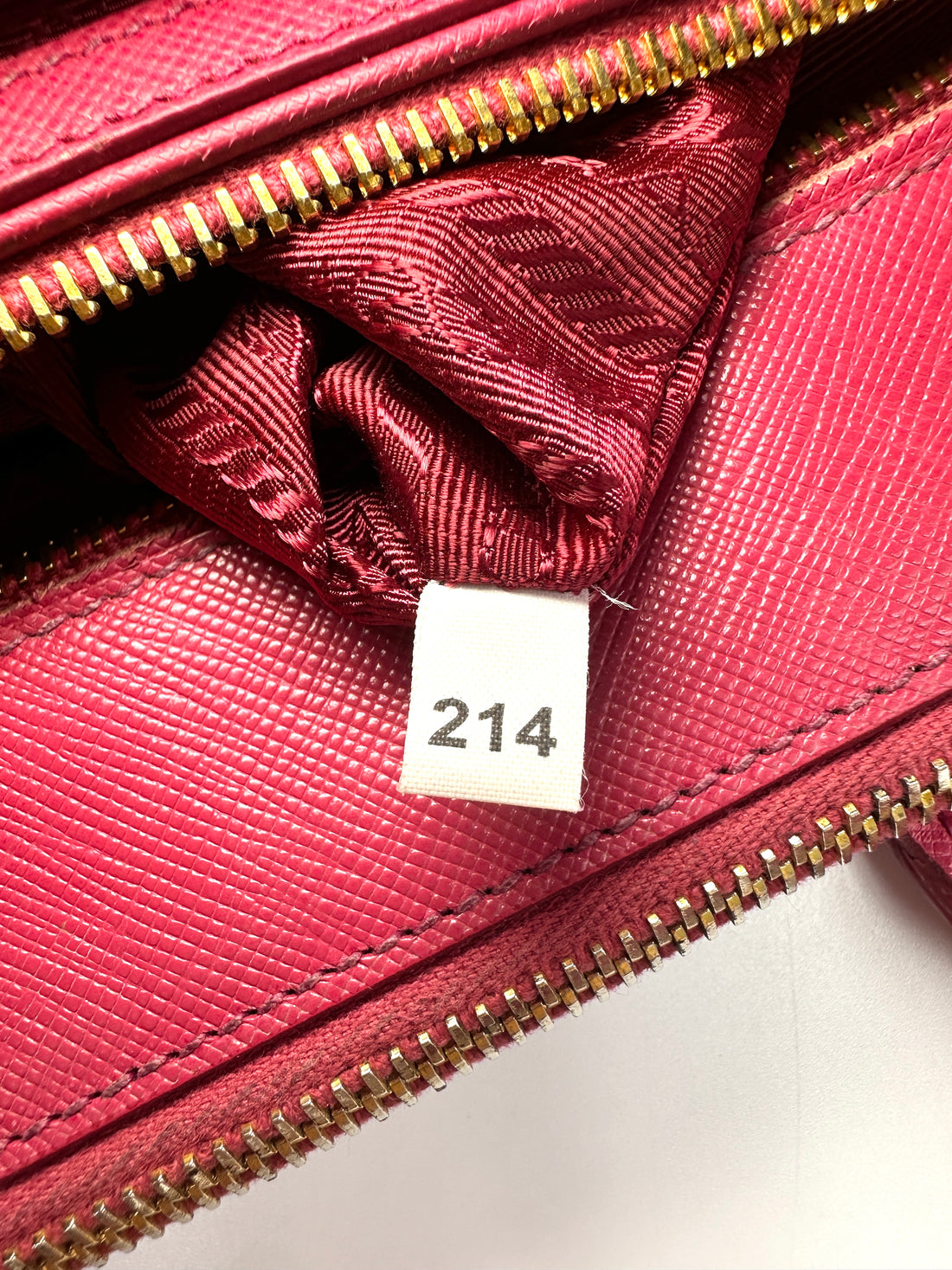 Prada Galleria Pink Saffiano Leather Handle Bag PR502