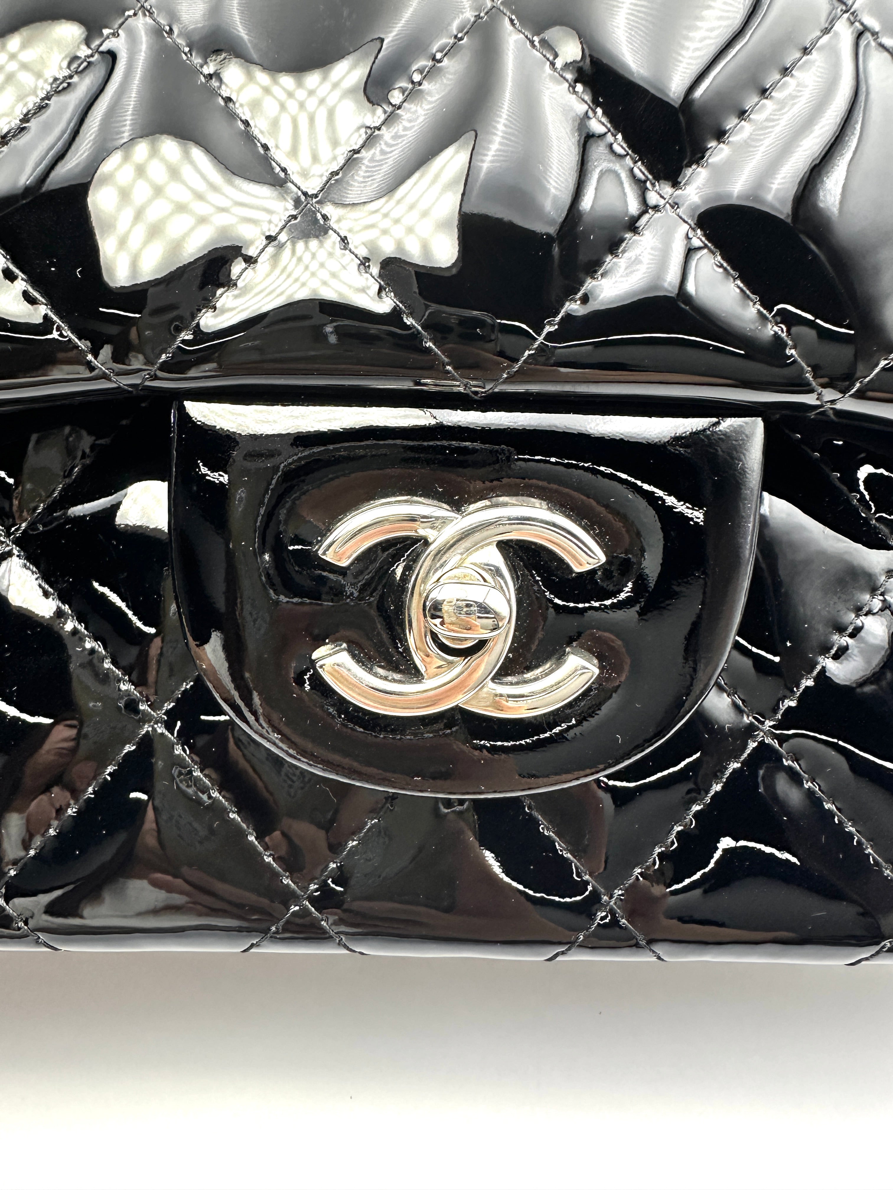 Chanel Classic Flap Black Quilted Patent Leather Jumbo Shoulder Bag With Silver Buckle(18***84)  CC2215