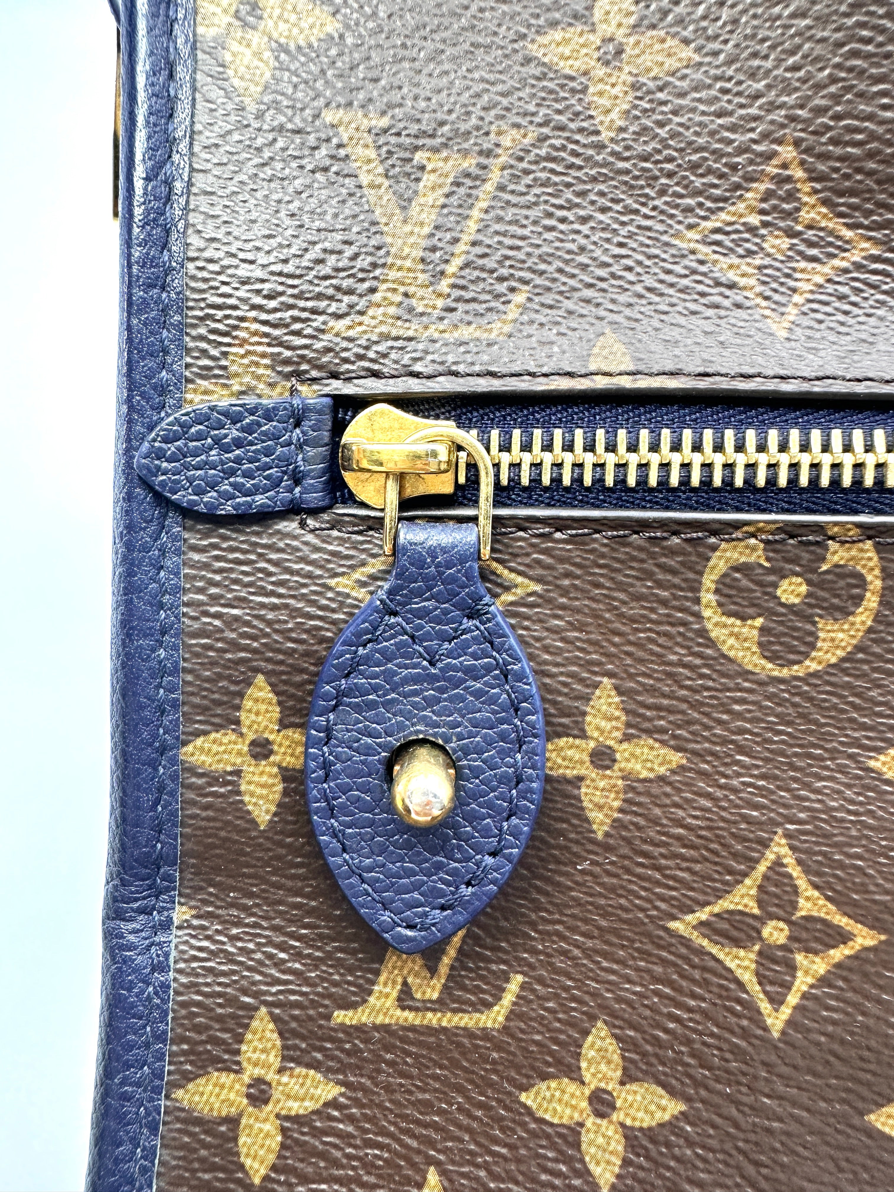 Louis Vuitton Popincourt Monogram Canvas Handle Bag LV3076