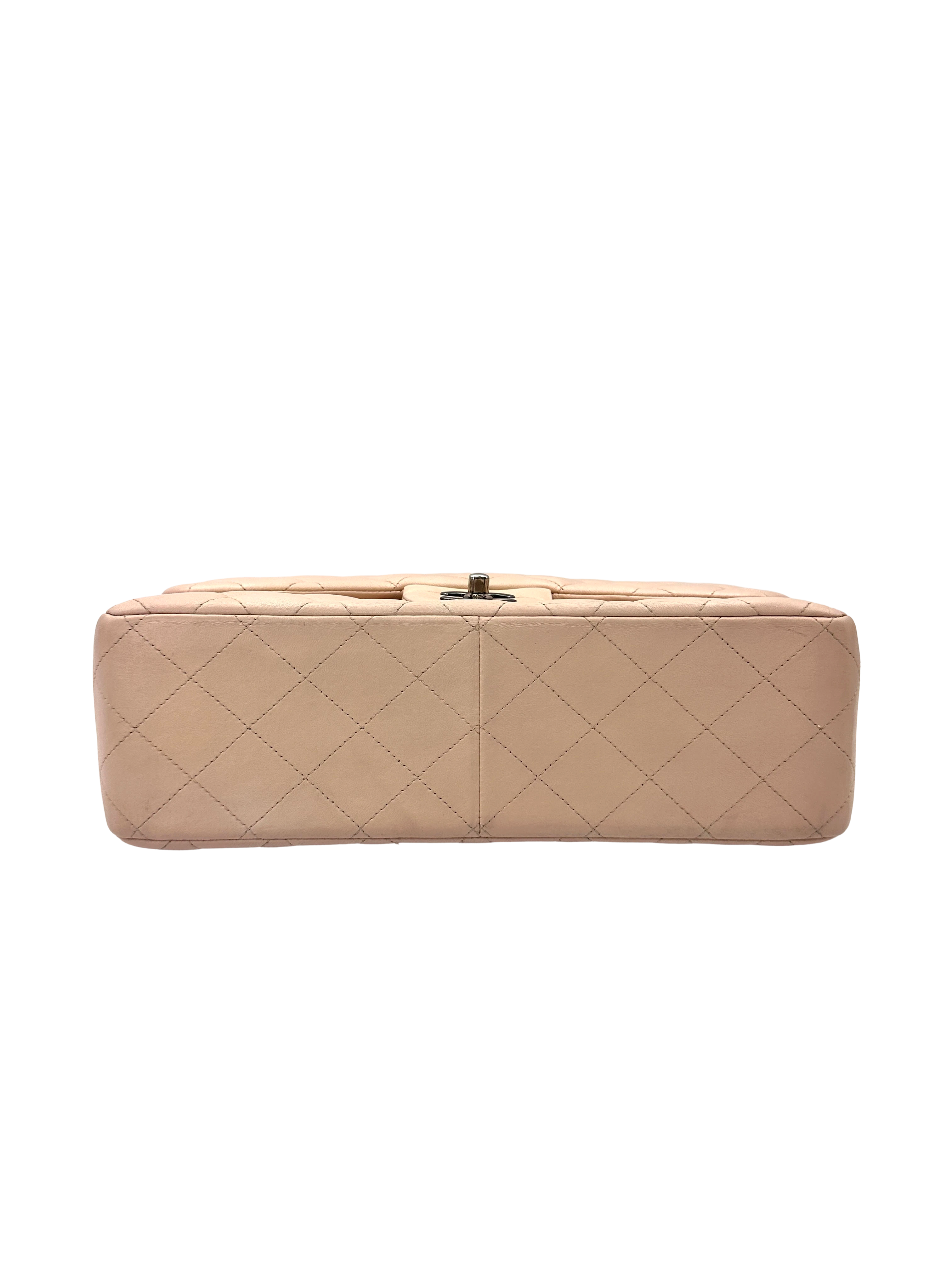 Chanel Classic Flap Beige Quilted Leather Jumbo Shoulder Bag(15***91) CC2220