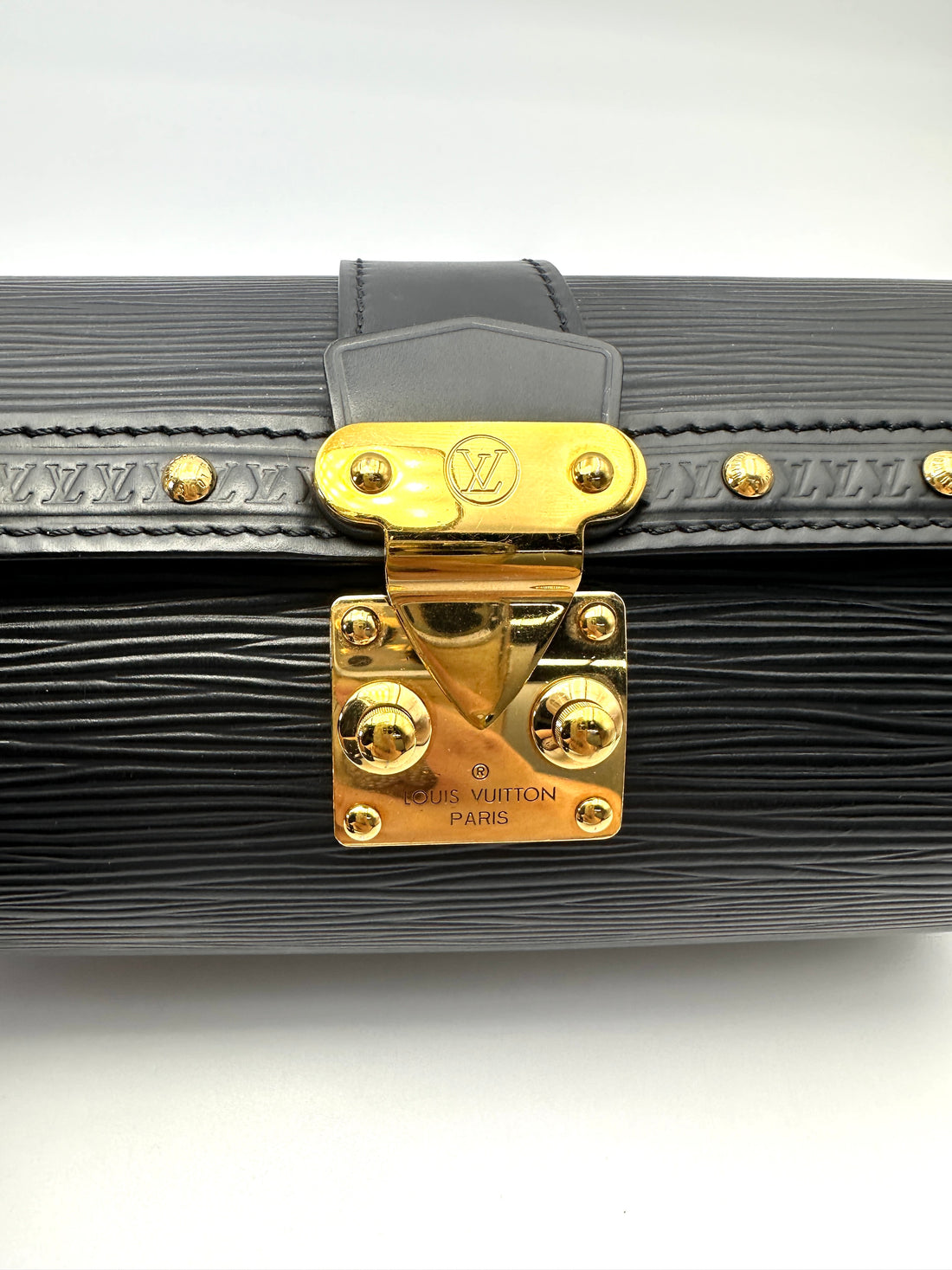 Louis Vuitton Papillon Black Epi Leather Shoulder Bag LV3080