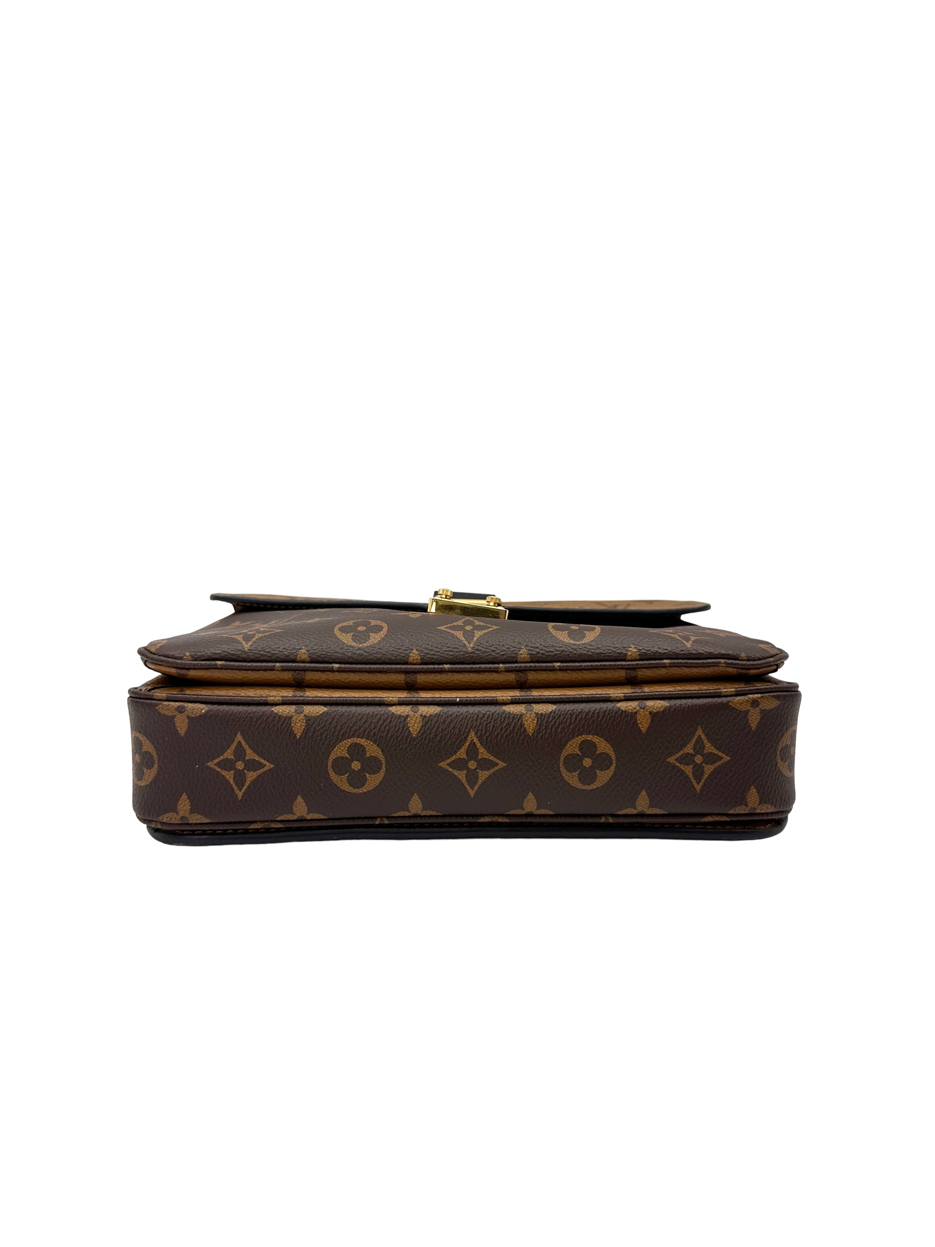 Louis Vuitton Monogram Canvas Pochette Metis LV3082