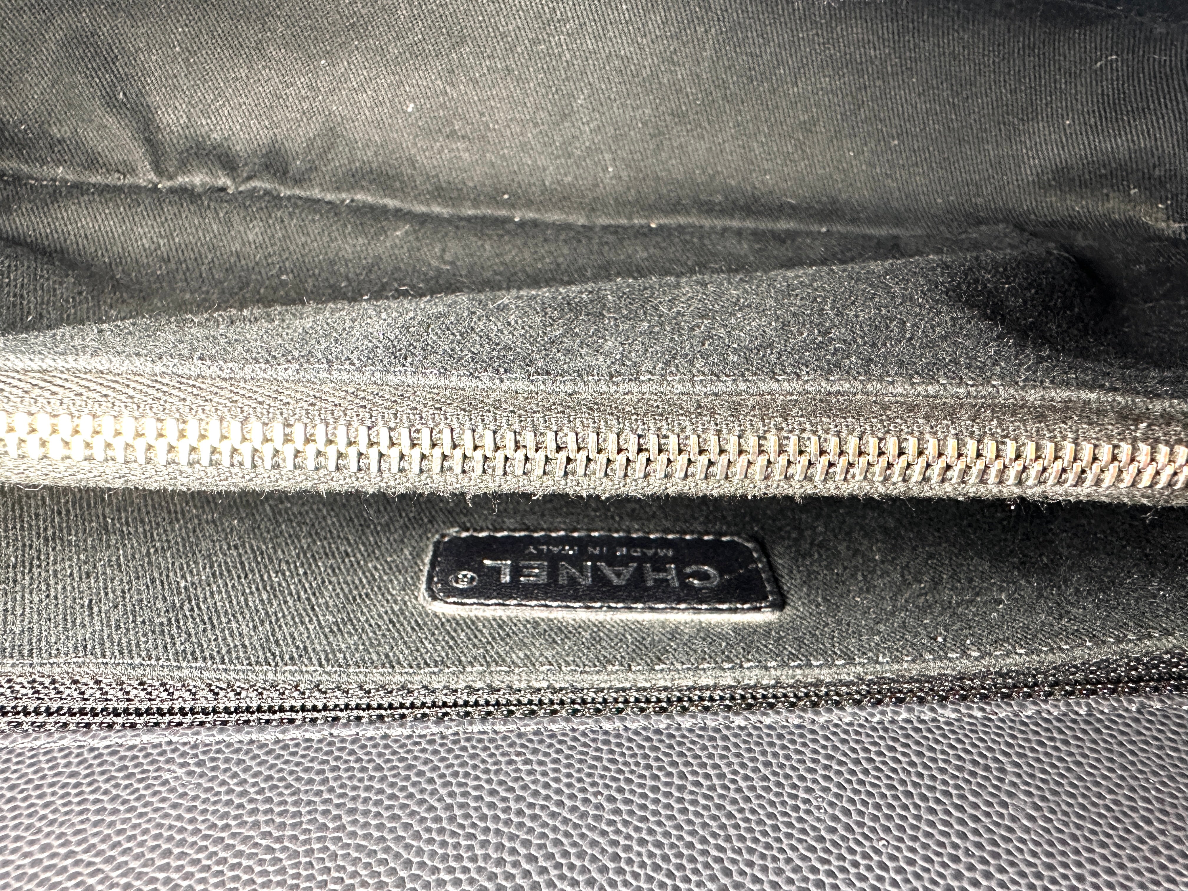 Chanel CoCo Handle Black Chevron Quilted Leather Medium Size Shoulder Bag(28***43) CC2223