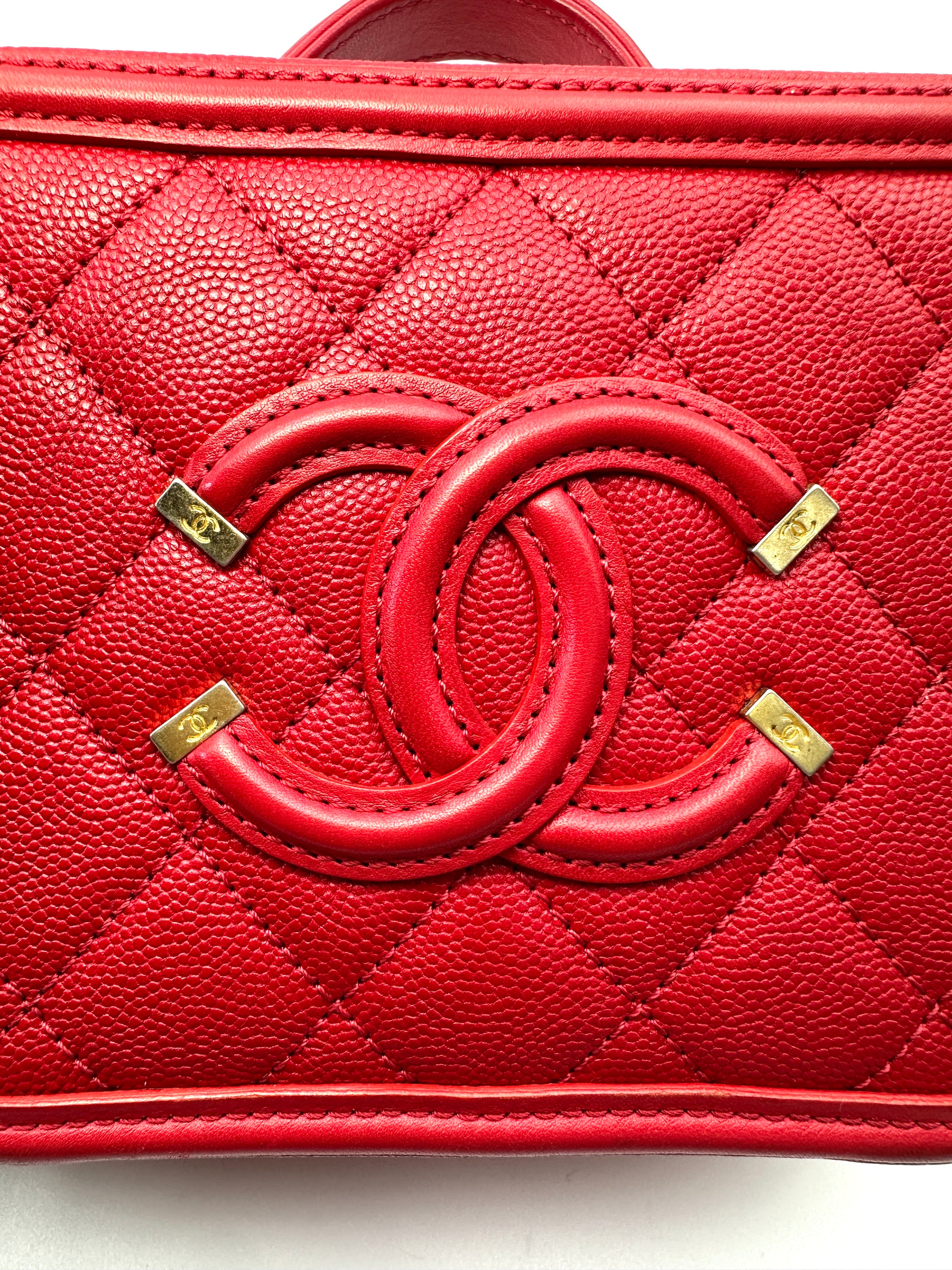 Chanel CC Filigree Red Quilted Leather Top Handle Vanity Case(25***18) CC2224