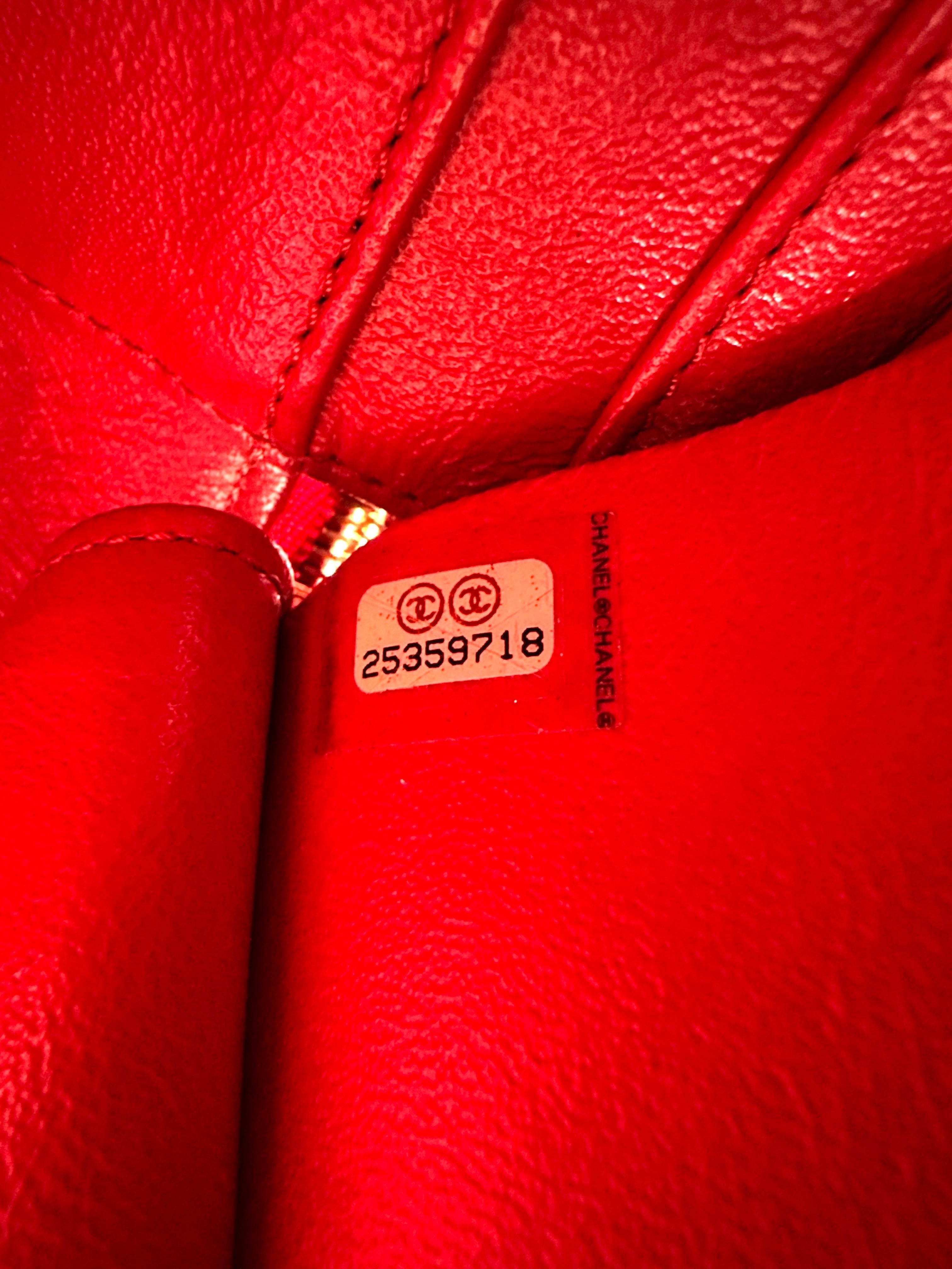 Chanel CC Filigree Red Quilted Leather Top Handle Vanity Case(25***18) CC2224