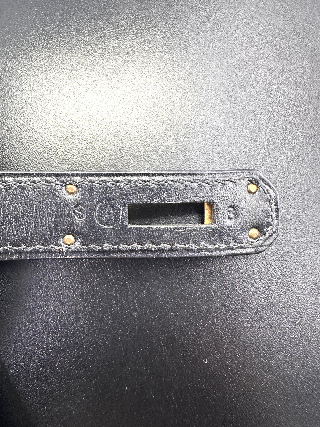 Hermes Kelly32 Black Leather Top Handle Bag With Gold Hardware HR128